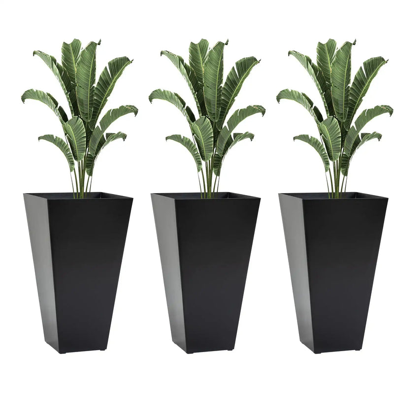 Planters & Vases