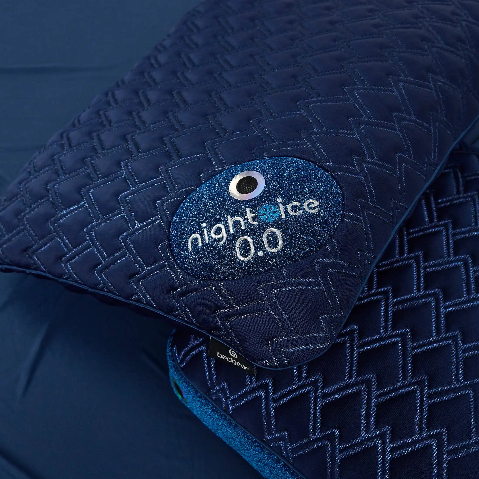 BEDGEAR Night Ice Performance Pillow - Best Buy Furniture