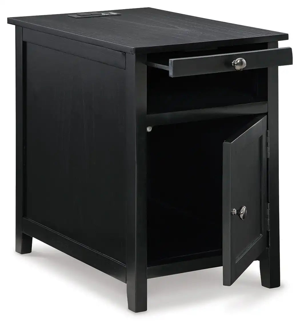 Treytown - Chair Side End Table - Best Buy Furniture