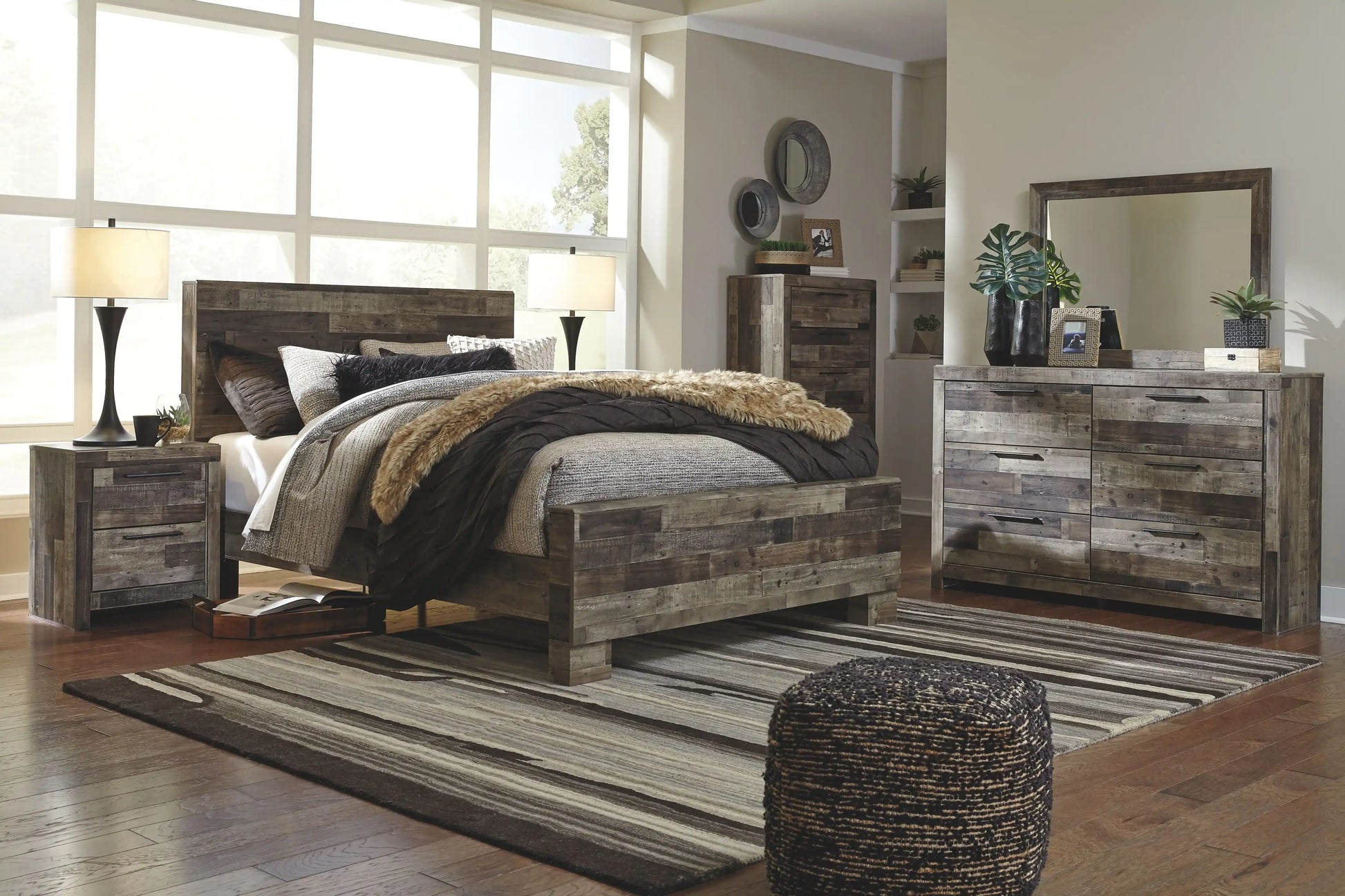 Derekson - Panel Bedroom Set - Best Buy Furniture