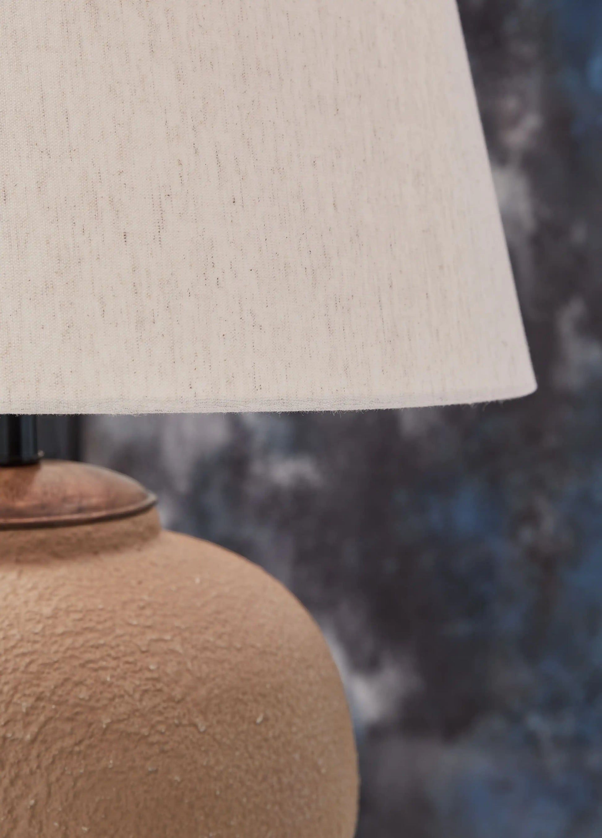 Scantor - Metal Table Lamp - Rust - Best Buy Furniture