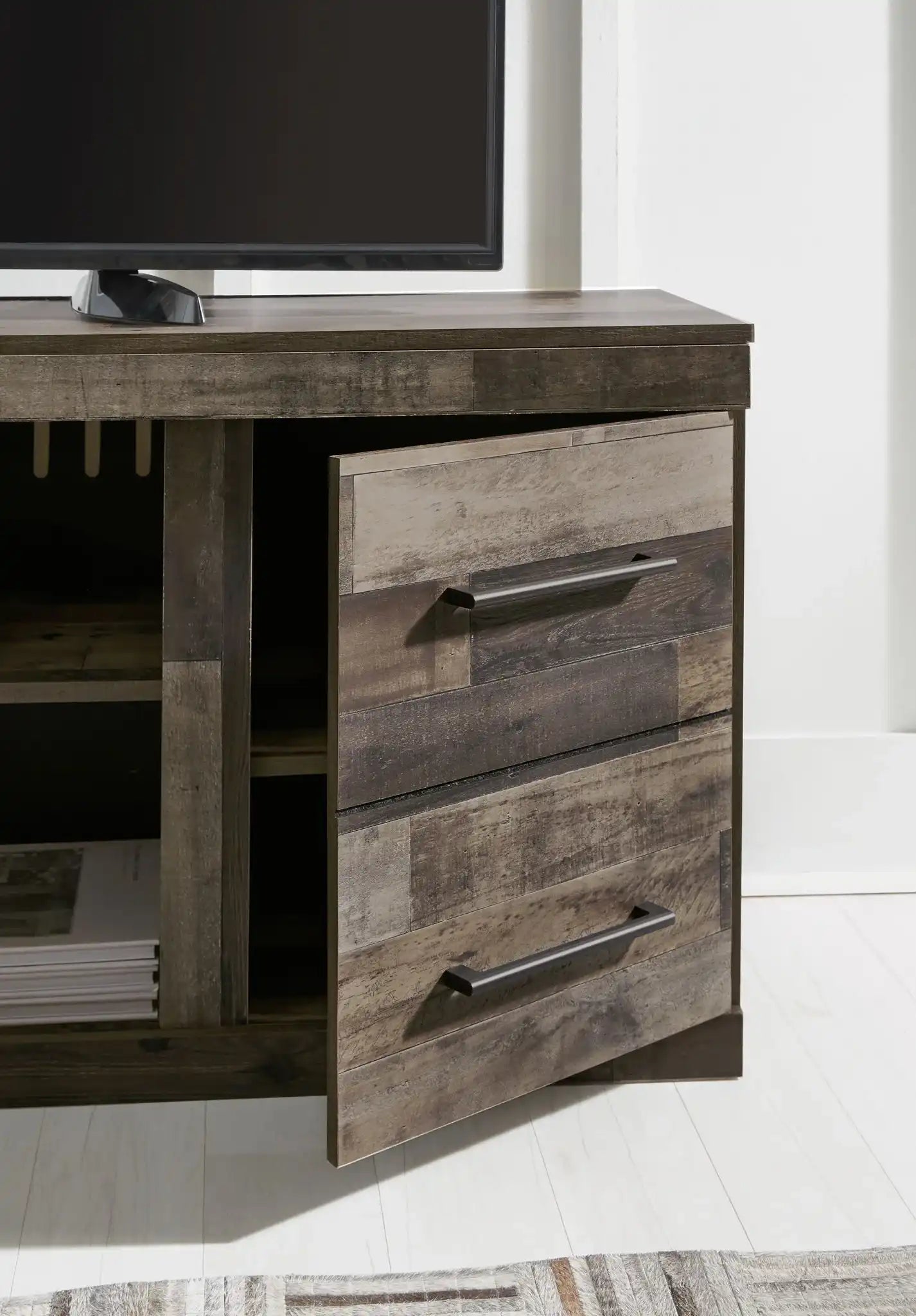 Derekson - Entertainment Center - Best Buy Furniture