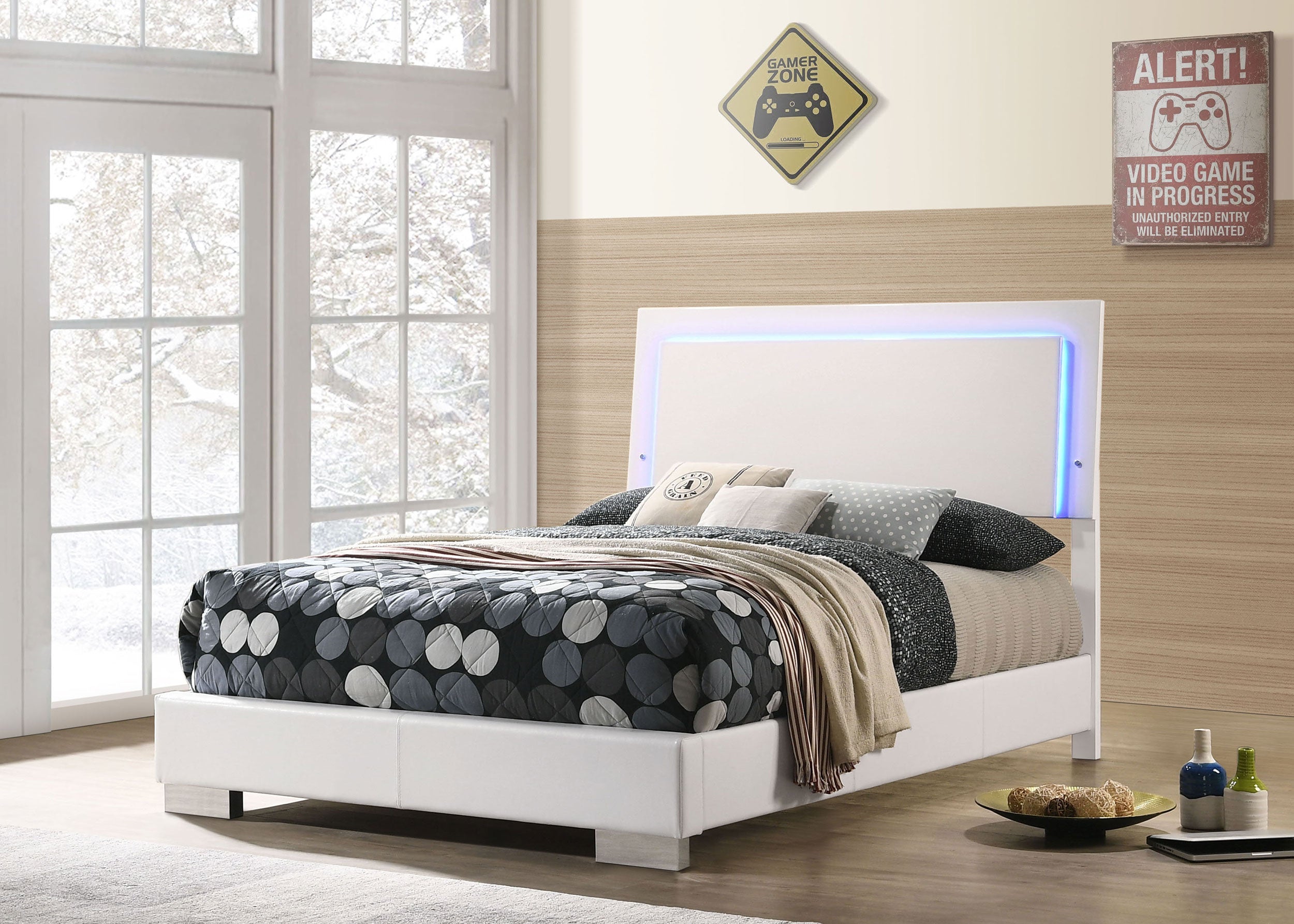Felicity Wood Full LED Panel Bed White High Gloss-CoasterEssence