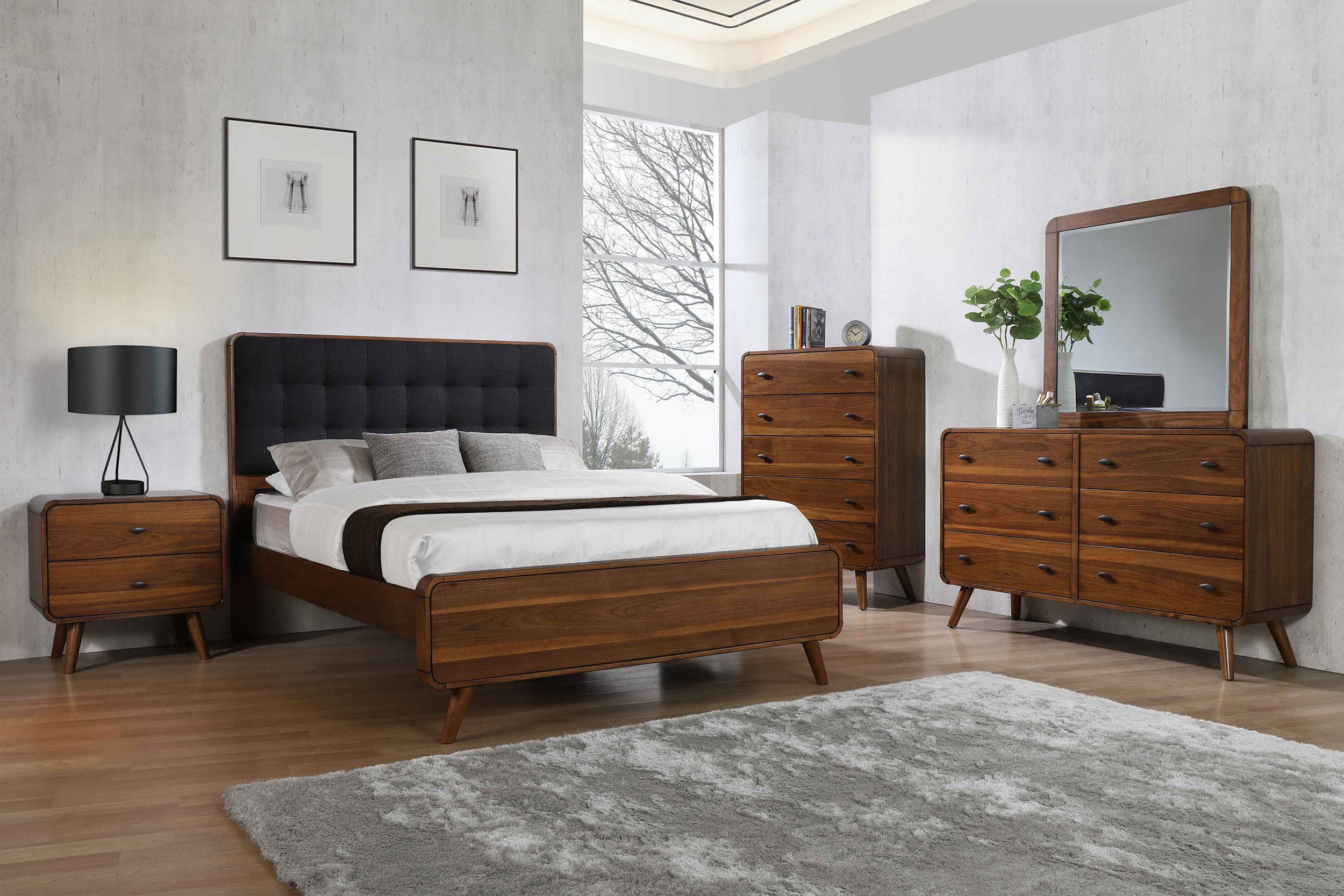 Robyn 5-drawer Bedroom Chest of Drawers Dark Walnut-CoasterEssence
