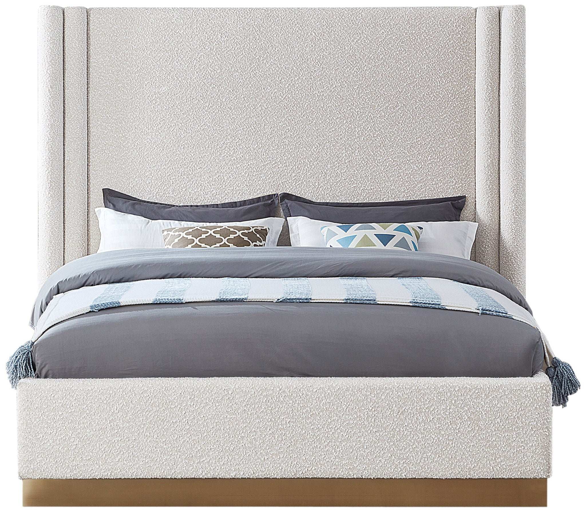 Halton - Bed
