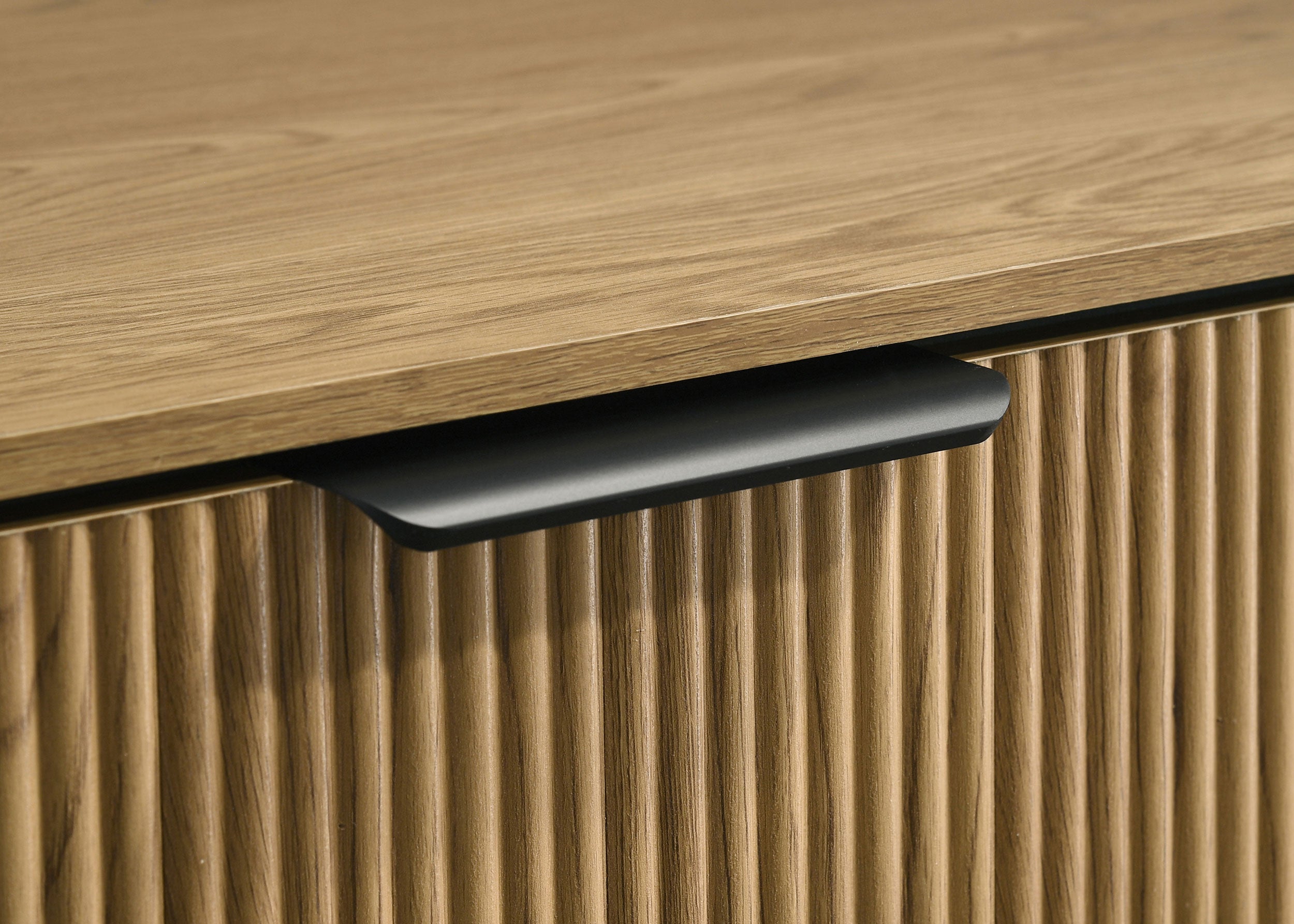 Bennett 2-drawer Bedroom Nightstand Bedside Table Light Oak-