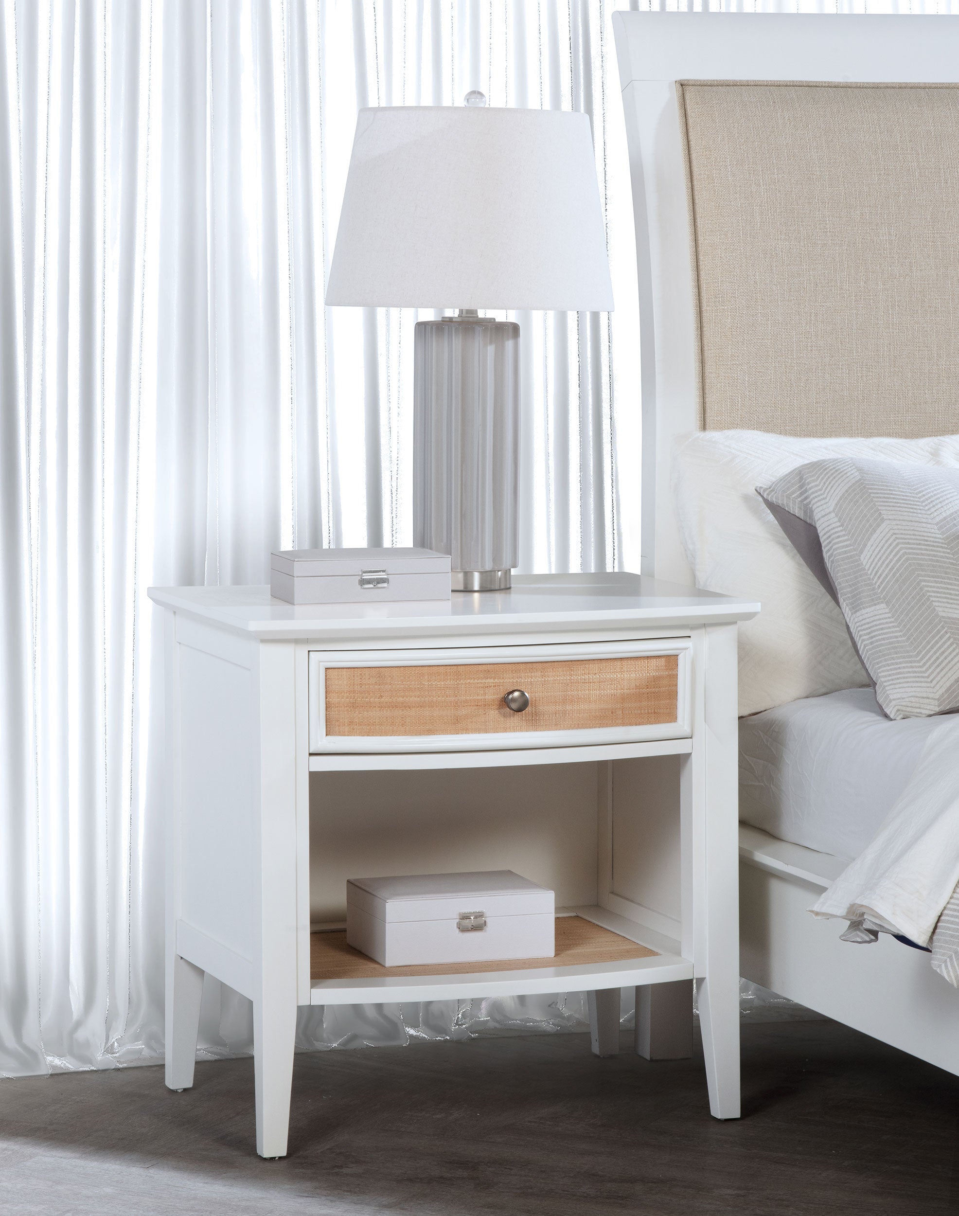 Bexhill 1-drawer Nightstand Bedside Table White-
