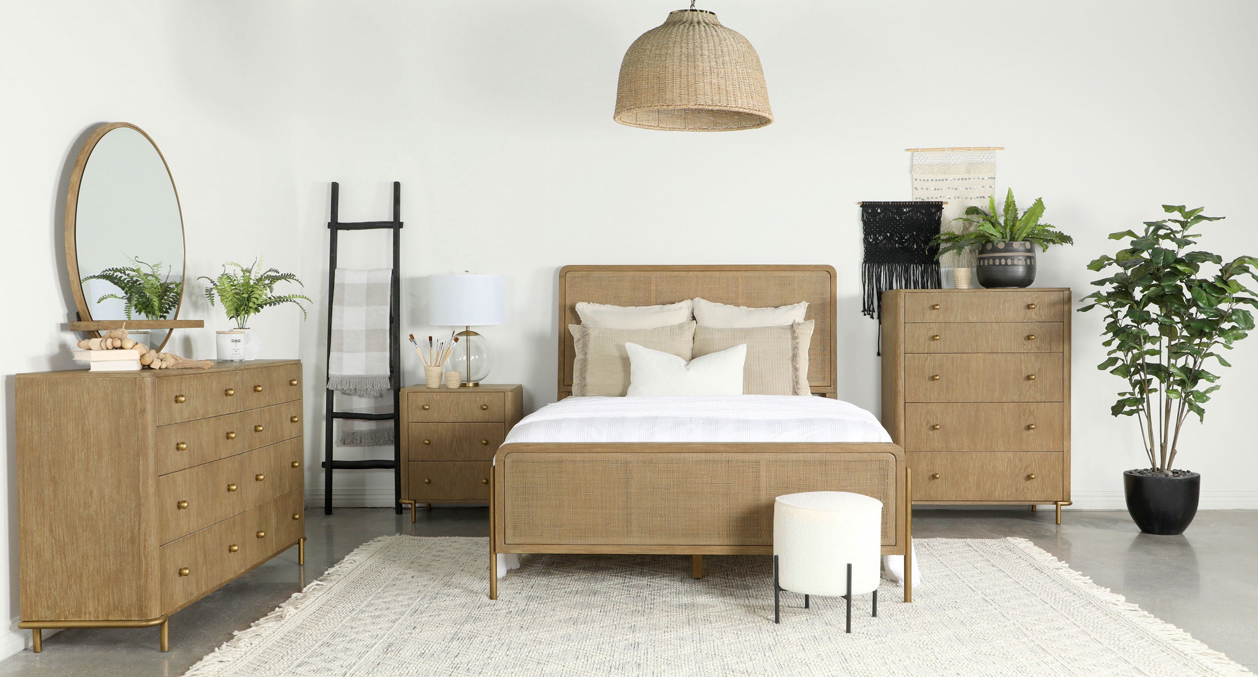 Arini 8-drawer Dresser Sand Wash-CoasterElevations