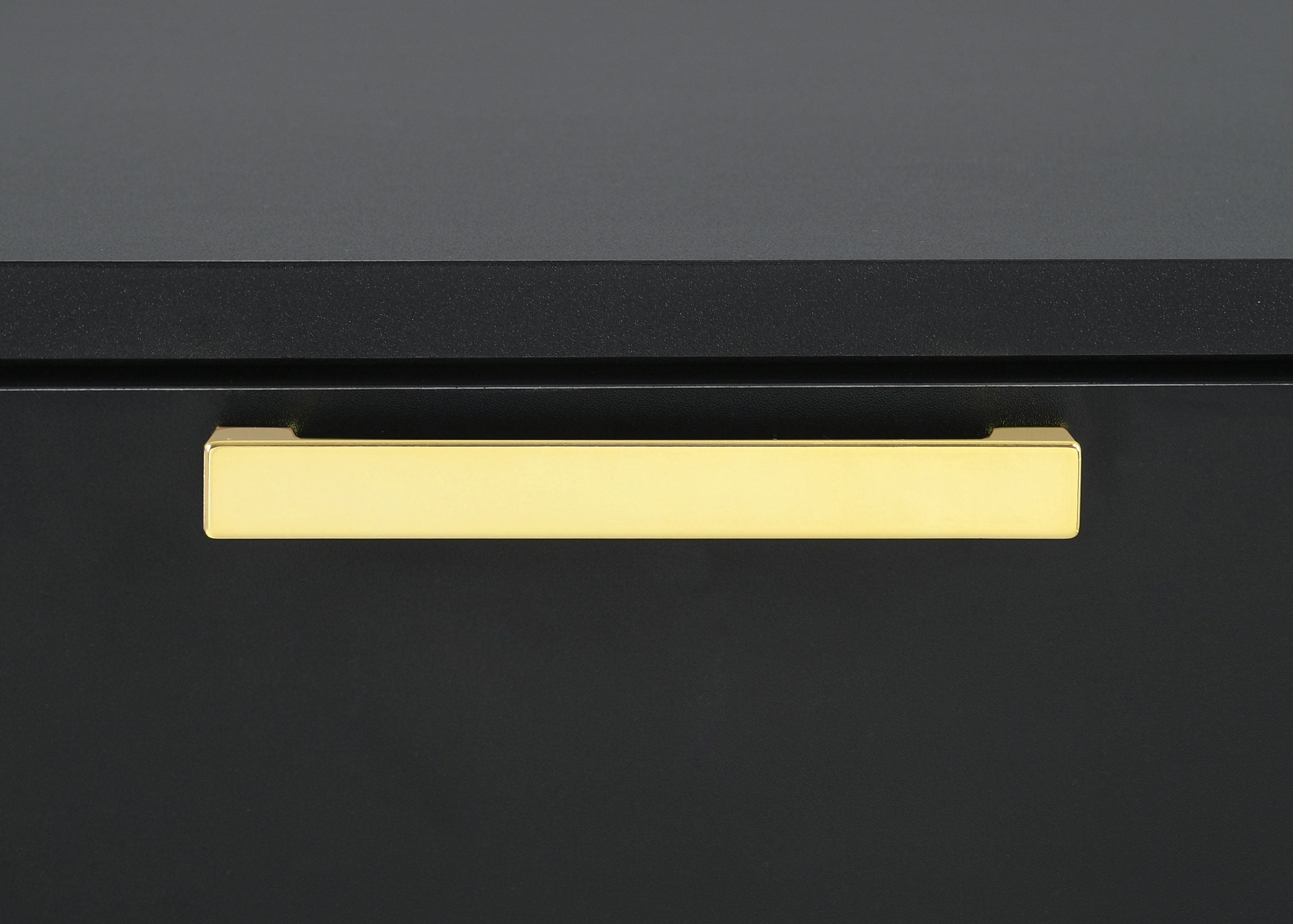 Kendall 5-drawer Bedroom Chest Black-CoasterEveryday
