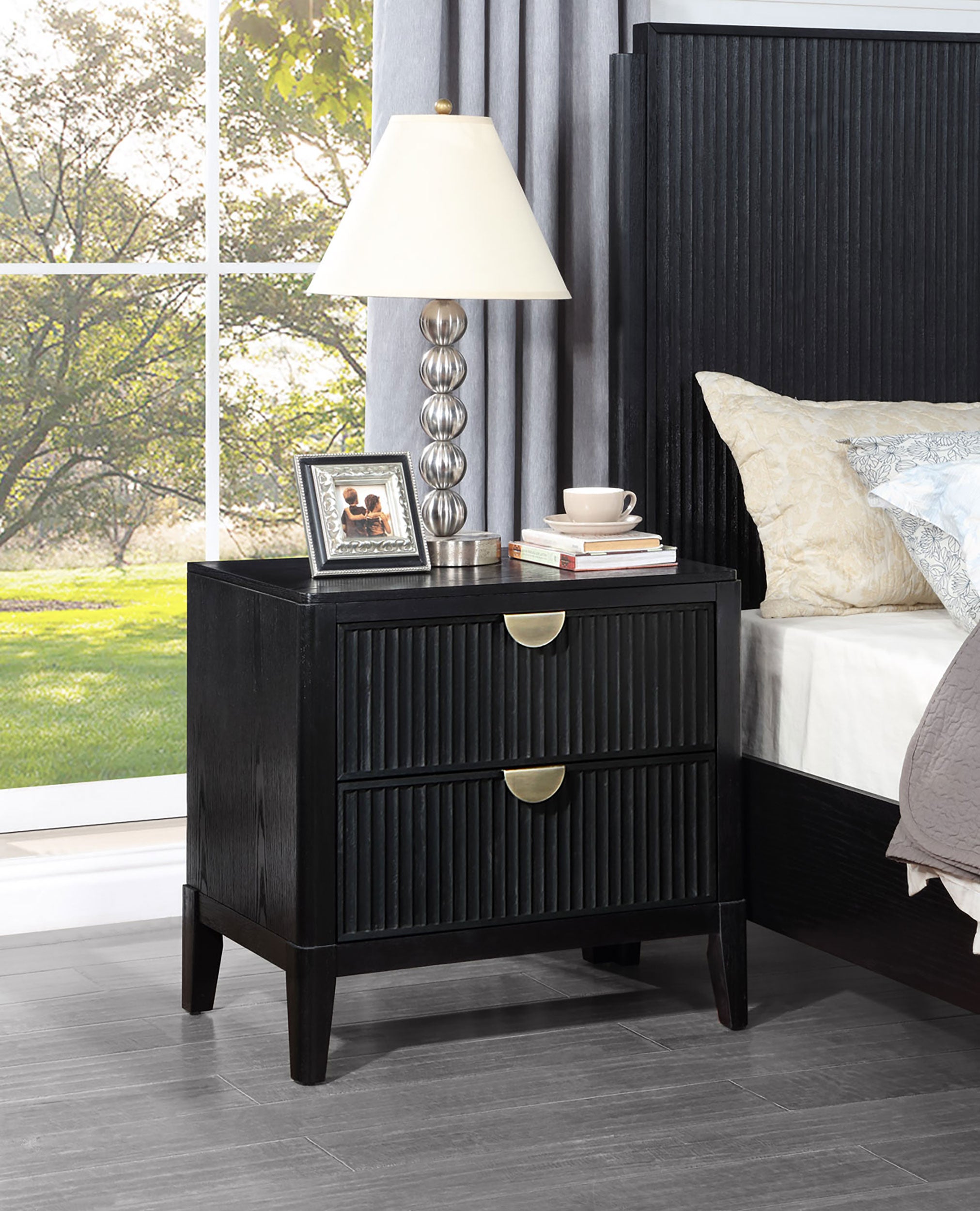 Brookmead 2-drawer Nightstand Black-