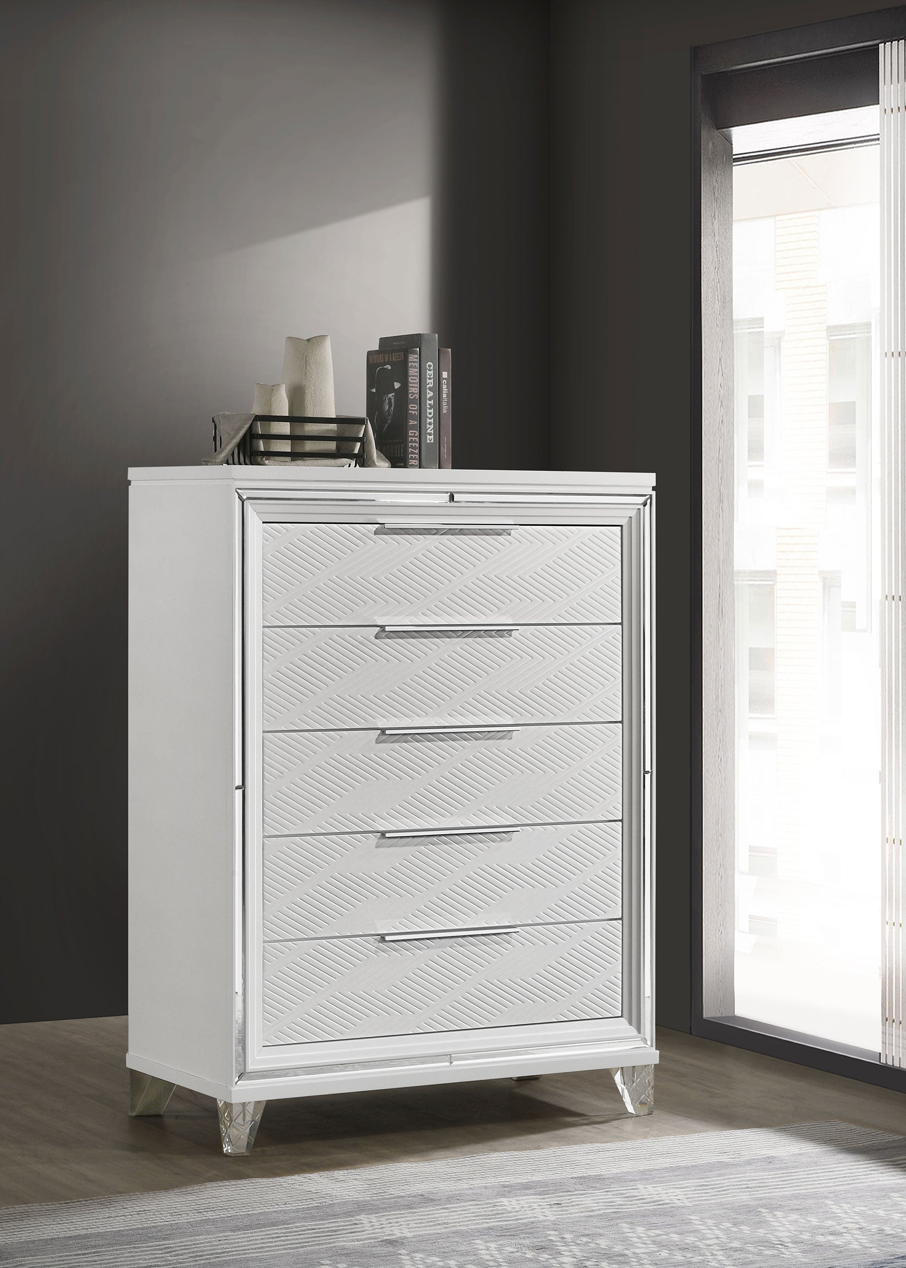 Marmore 5-drawer Bedroom Chest of Drawers White-