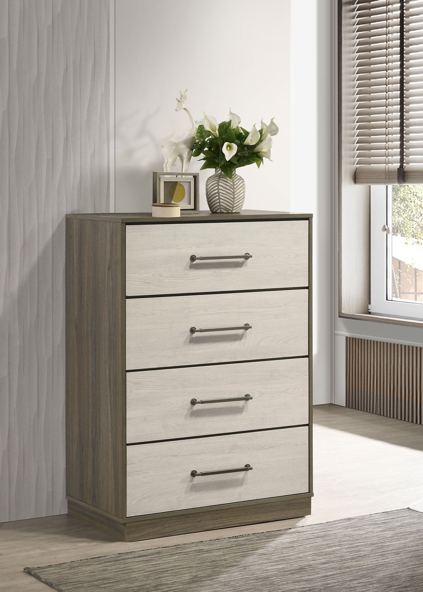 Fenwick 4-drawer Chest of Drawers Grey Oak-