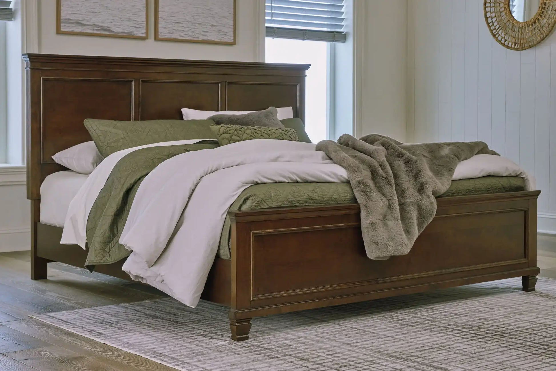 Danabrin - Panel Bed - Best Buy Furniture