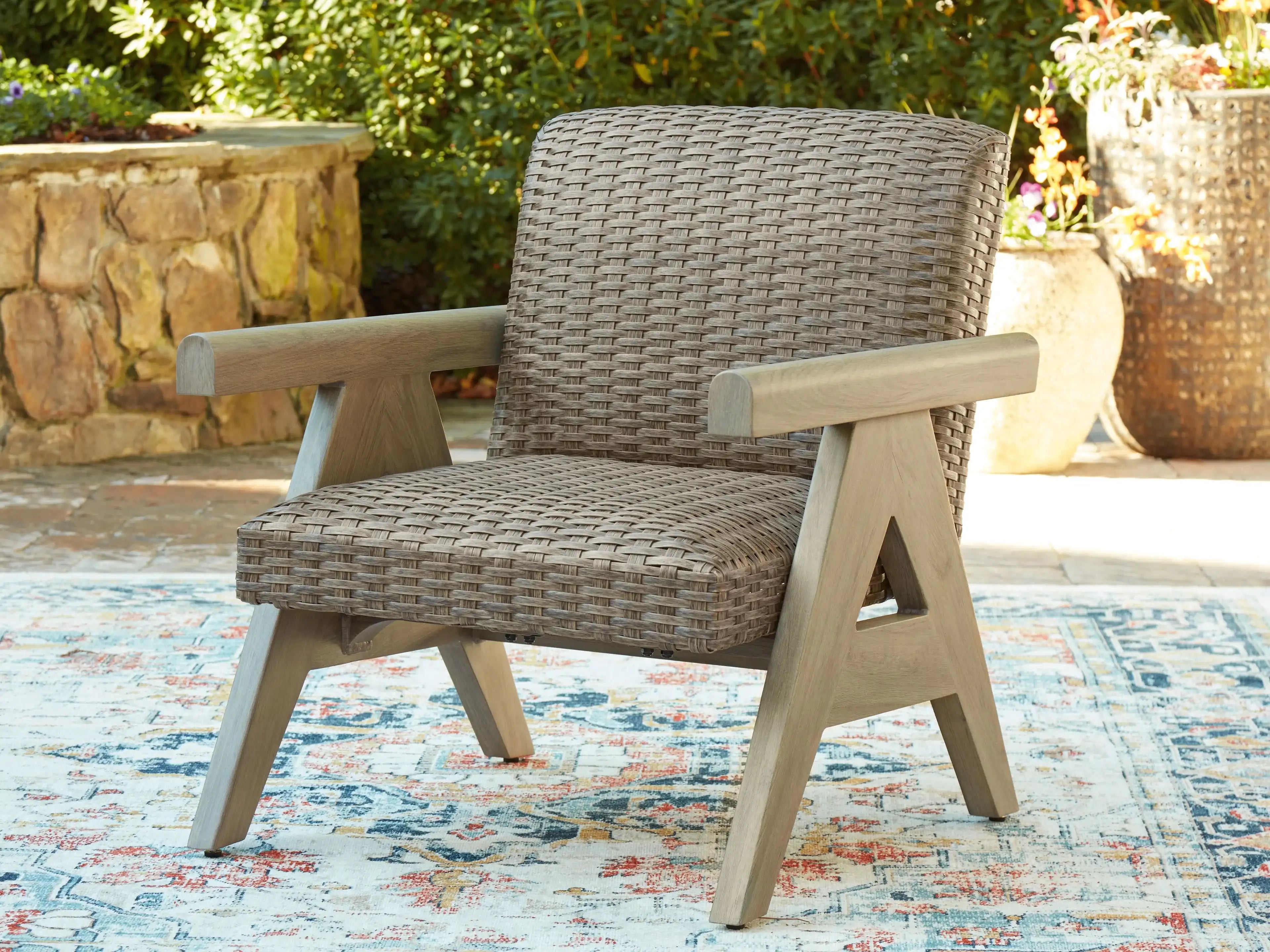 Cliff Trails - Rocking Lounge Chair - Beige - Best Buy Furniture