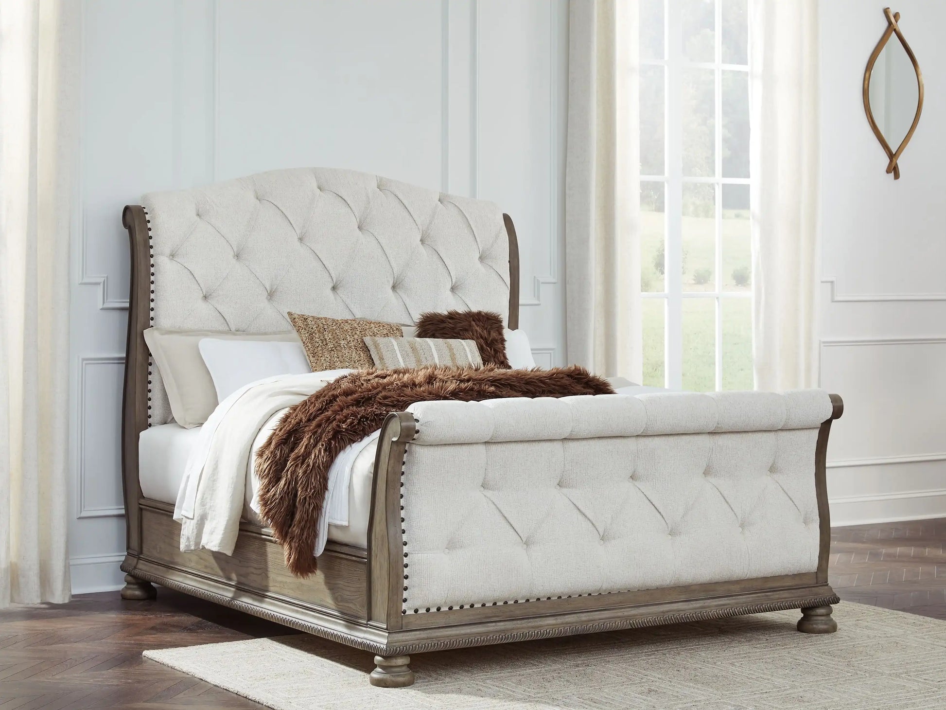 Ardenfield - Upholstered Sleigh Bed - Best Buy Furniture