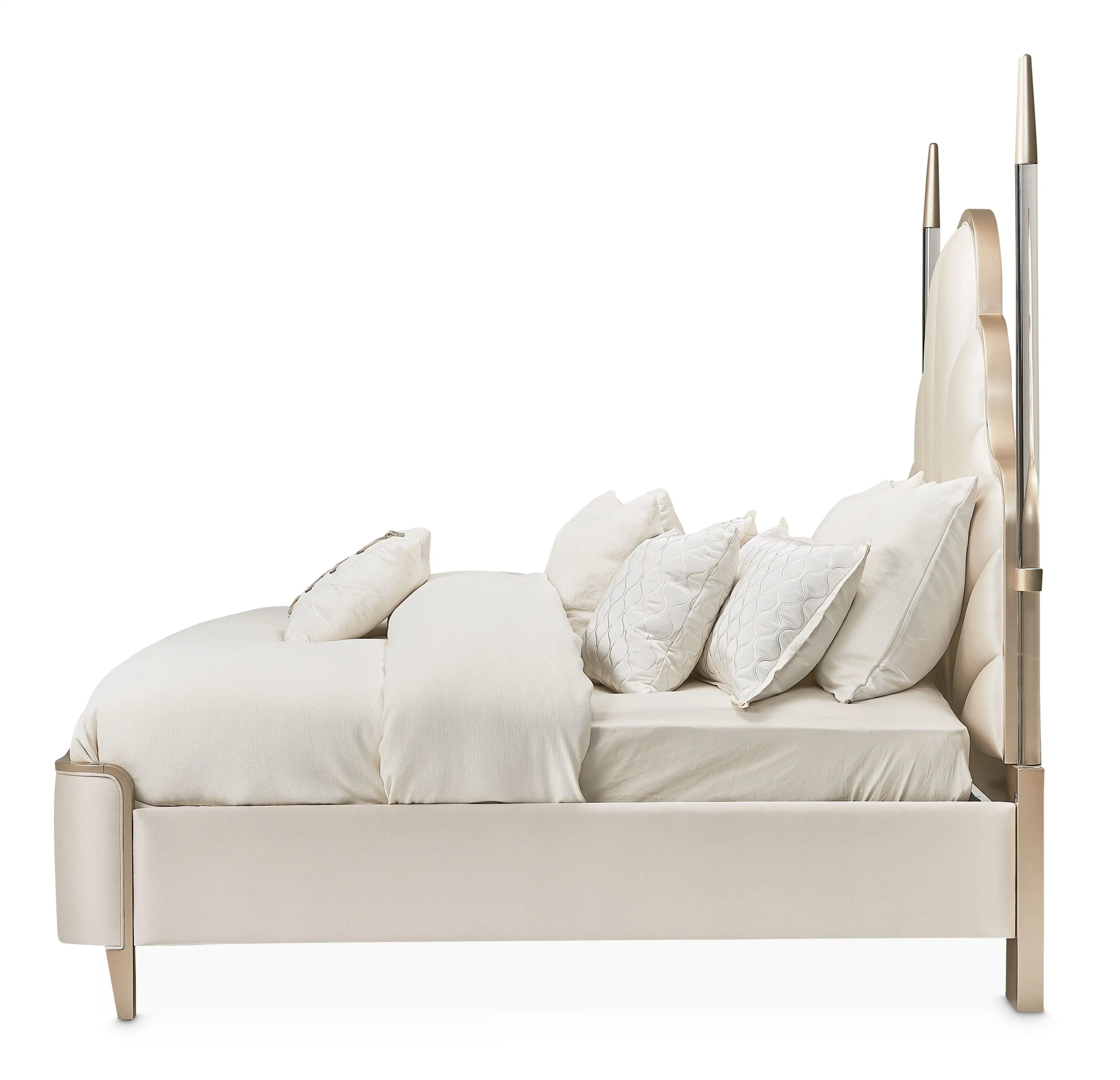 Malibu Crest - Scalloped Poster Bed - Best Buy Furniture