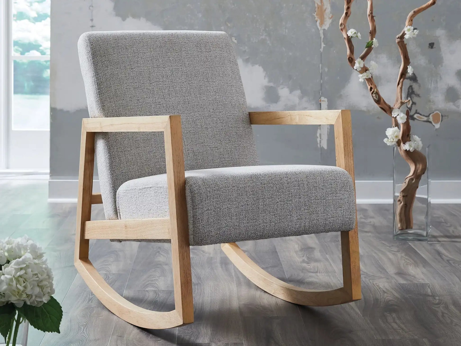 Wychworth - Accent Chair - Gray / Natural - Best Buy Furniture