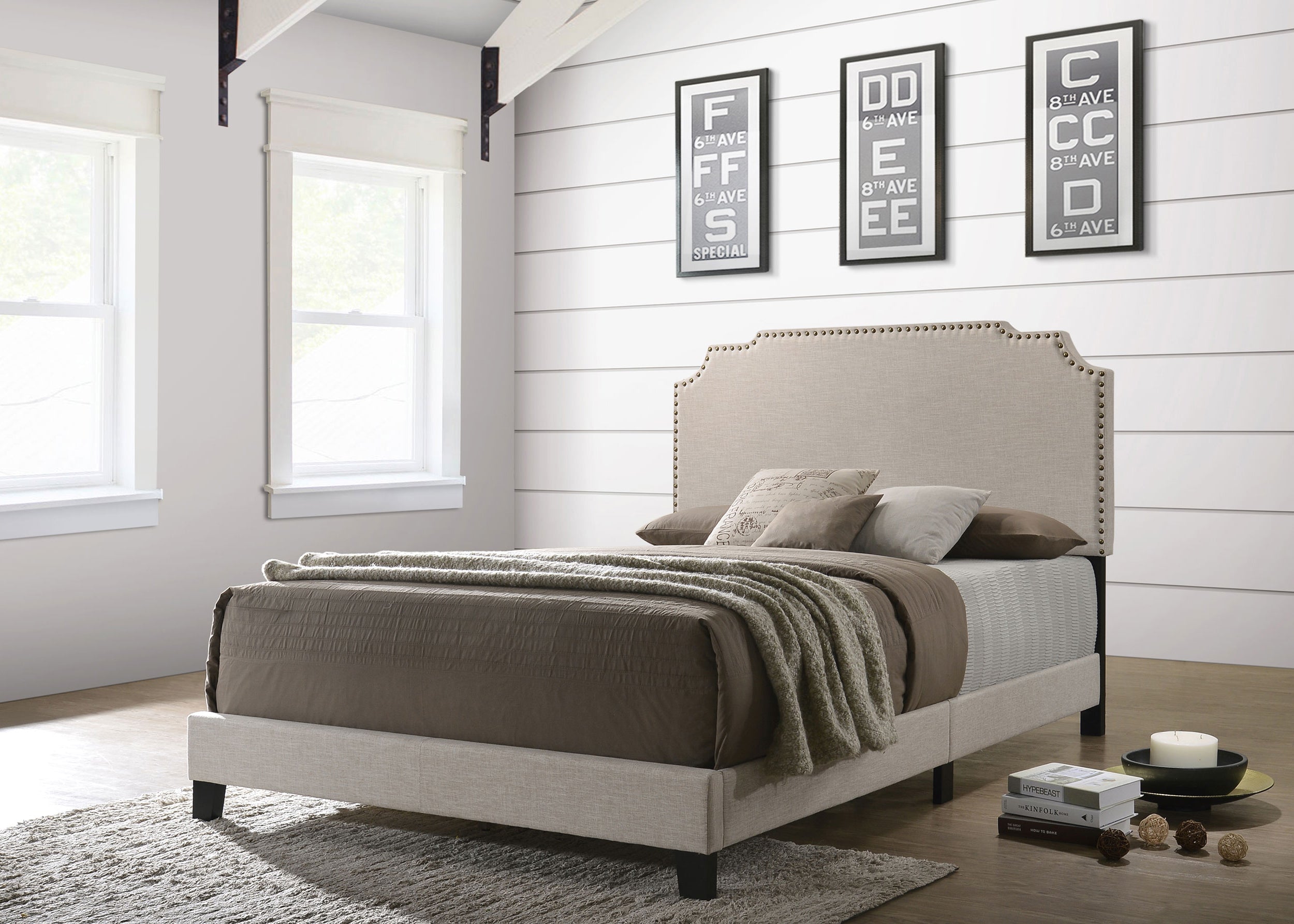 Tamarac Upholstered Queen Panel Bed Beige-CoasterEveryday