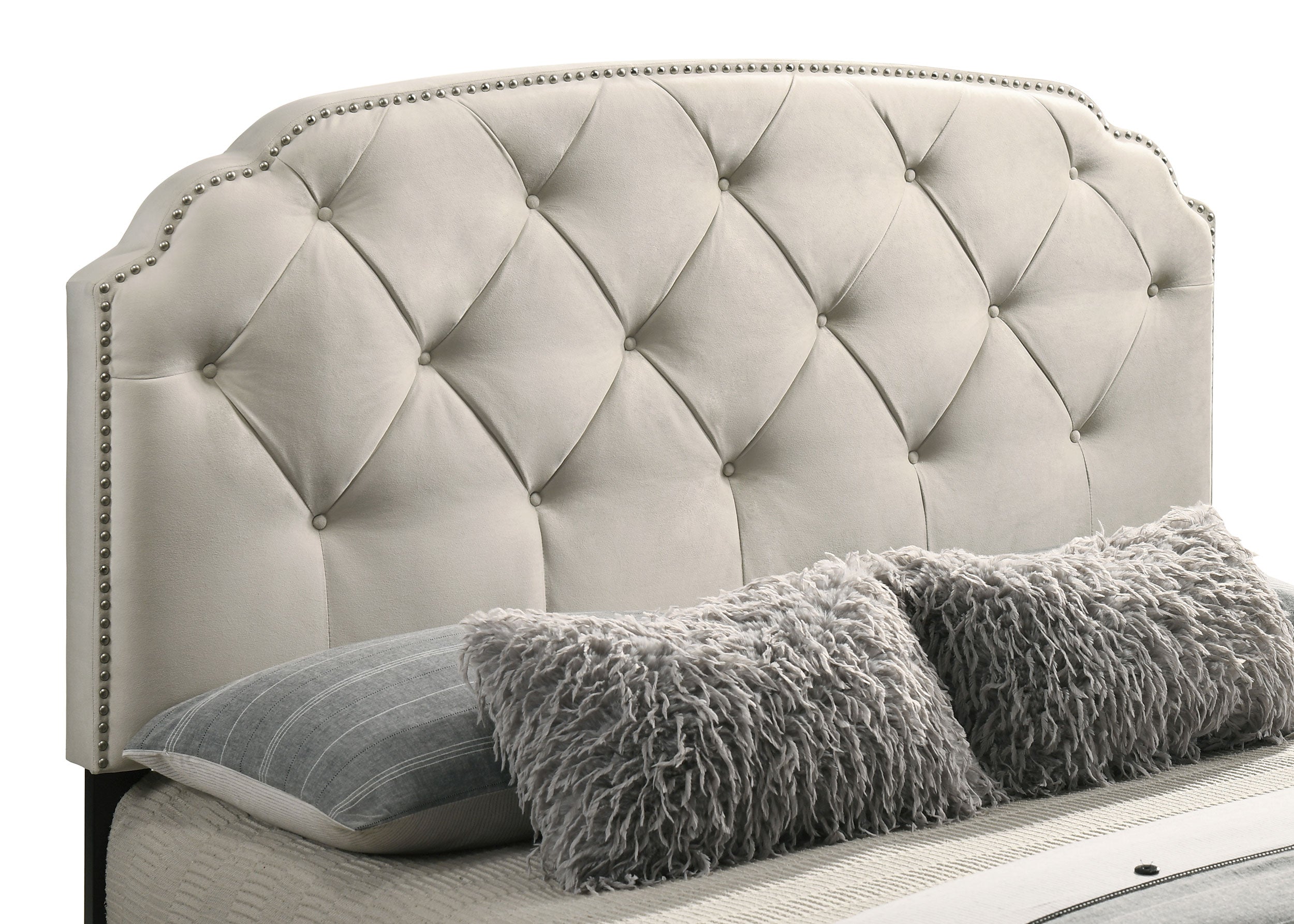 Marianna 4-drawer Upholstered Eastern King Storage Bed Cream-