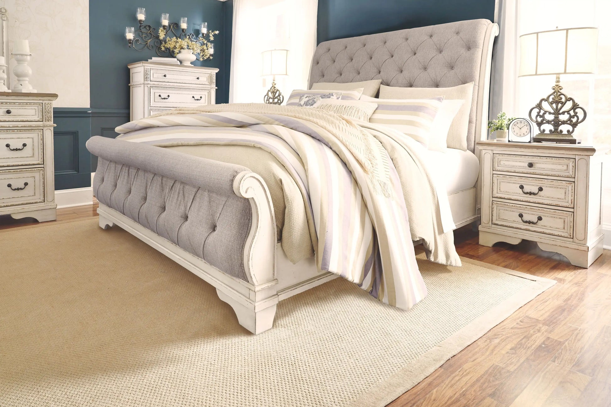 Realyn - Bedroom Sleigh Bed Set - Best Buy Furniture