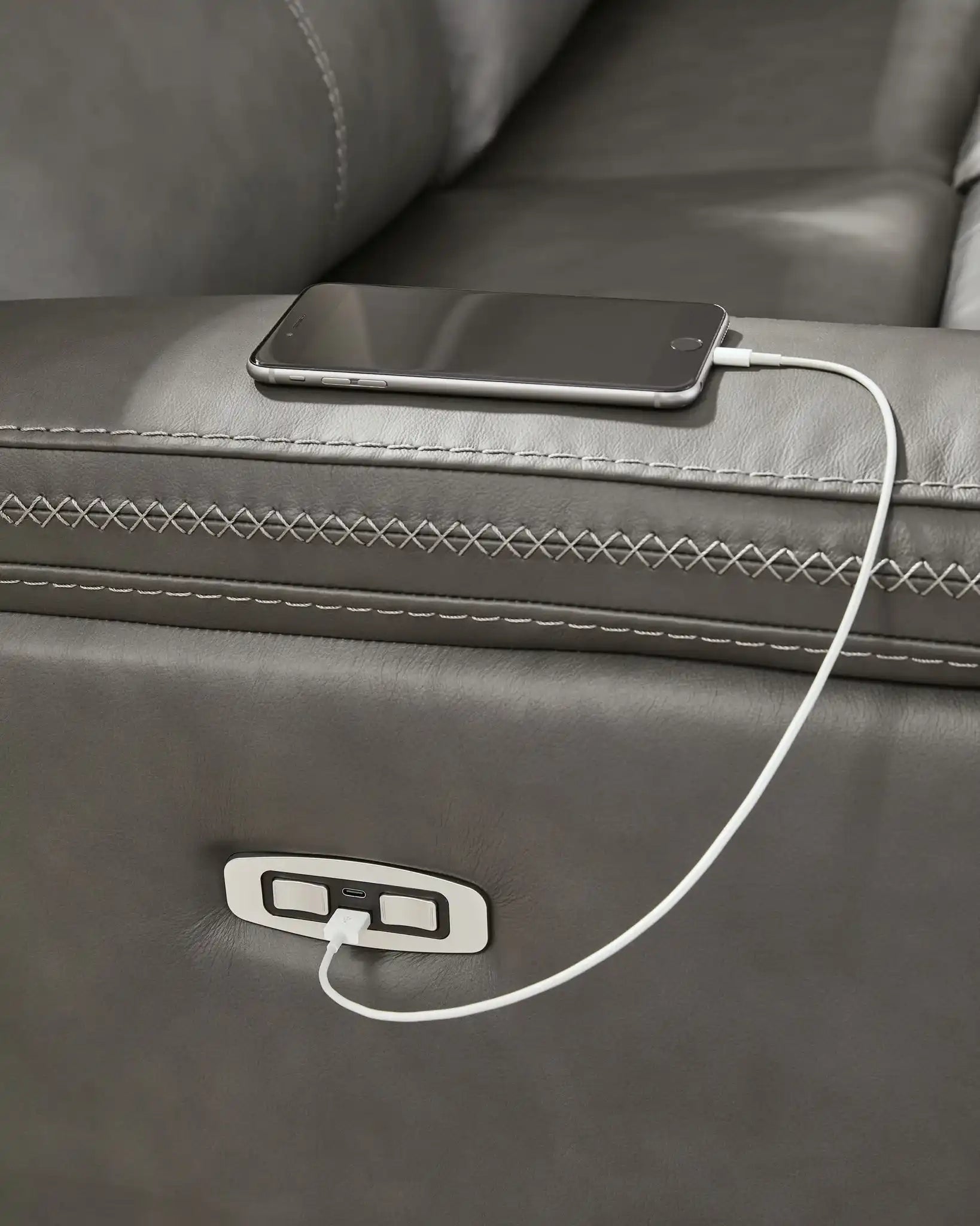 Bleckley - Reclining Sectional - Best Buy Furniture