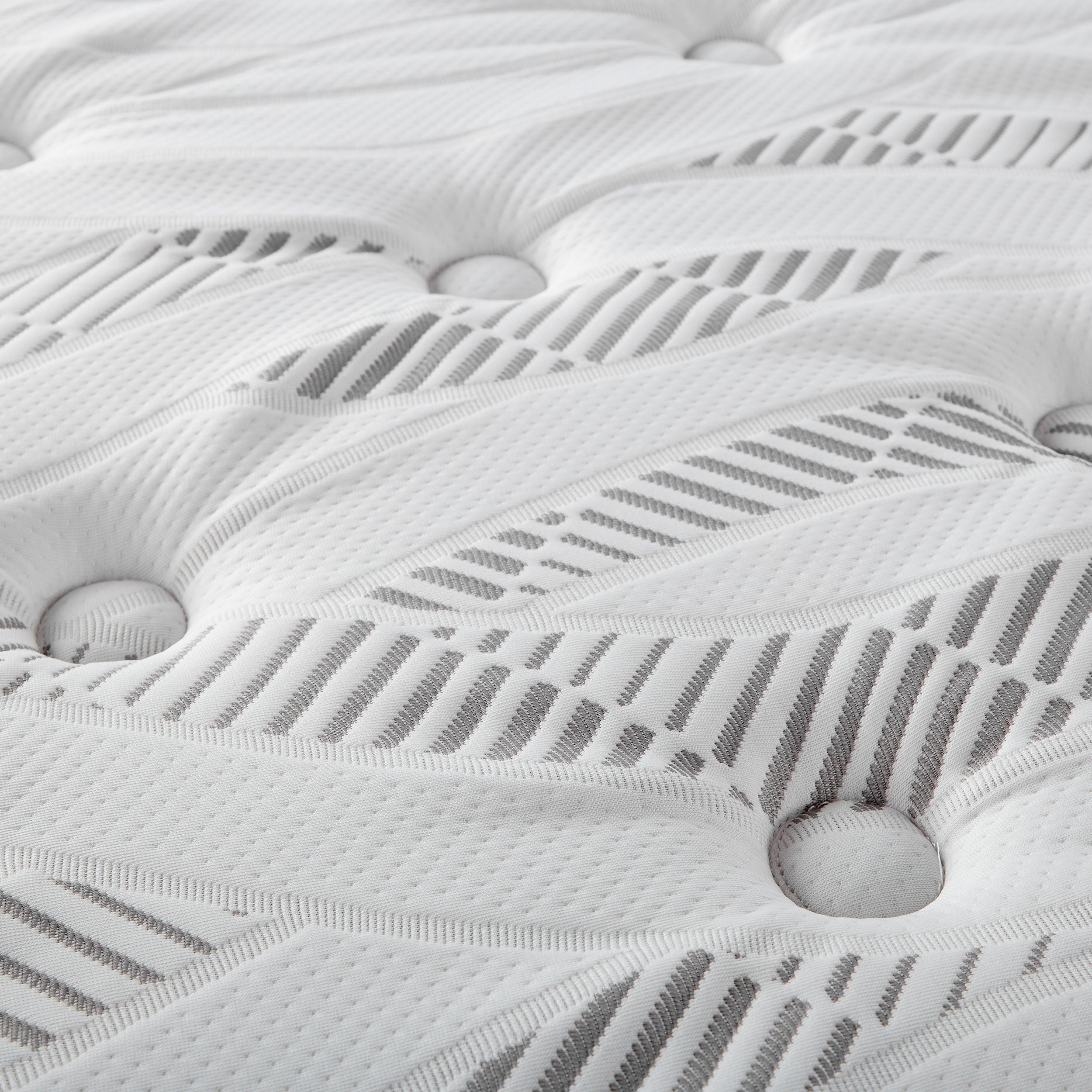Hayes 11-inch Twin XL Pillow Top Memory Foam Hybrid Mattress-