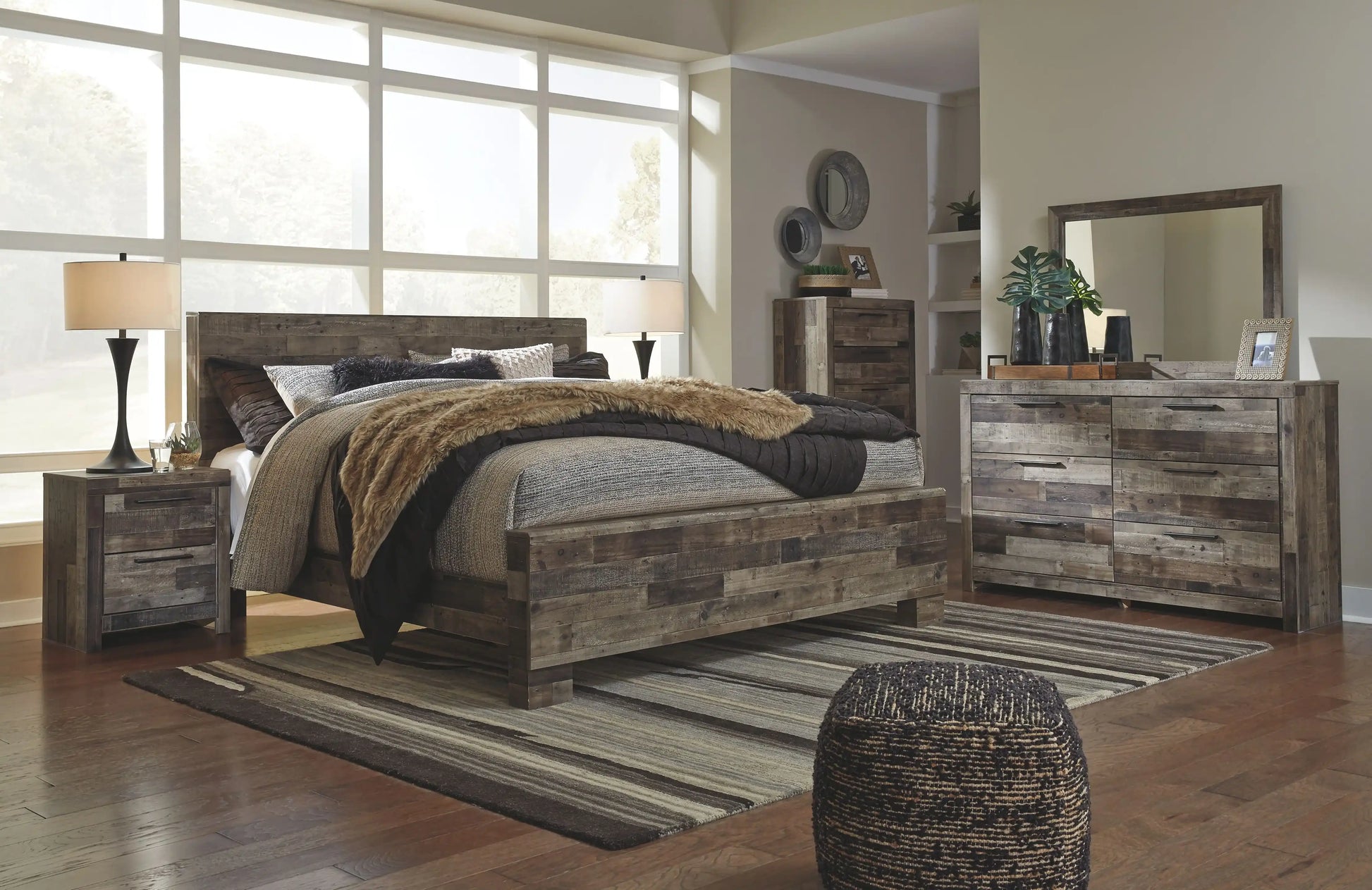 Derekson - Panel Bedroom Set - Best Buy Furniture
