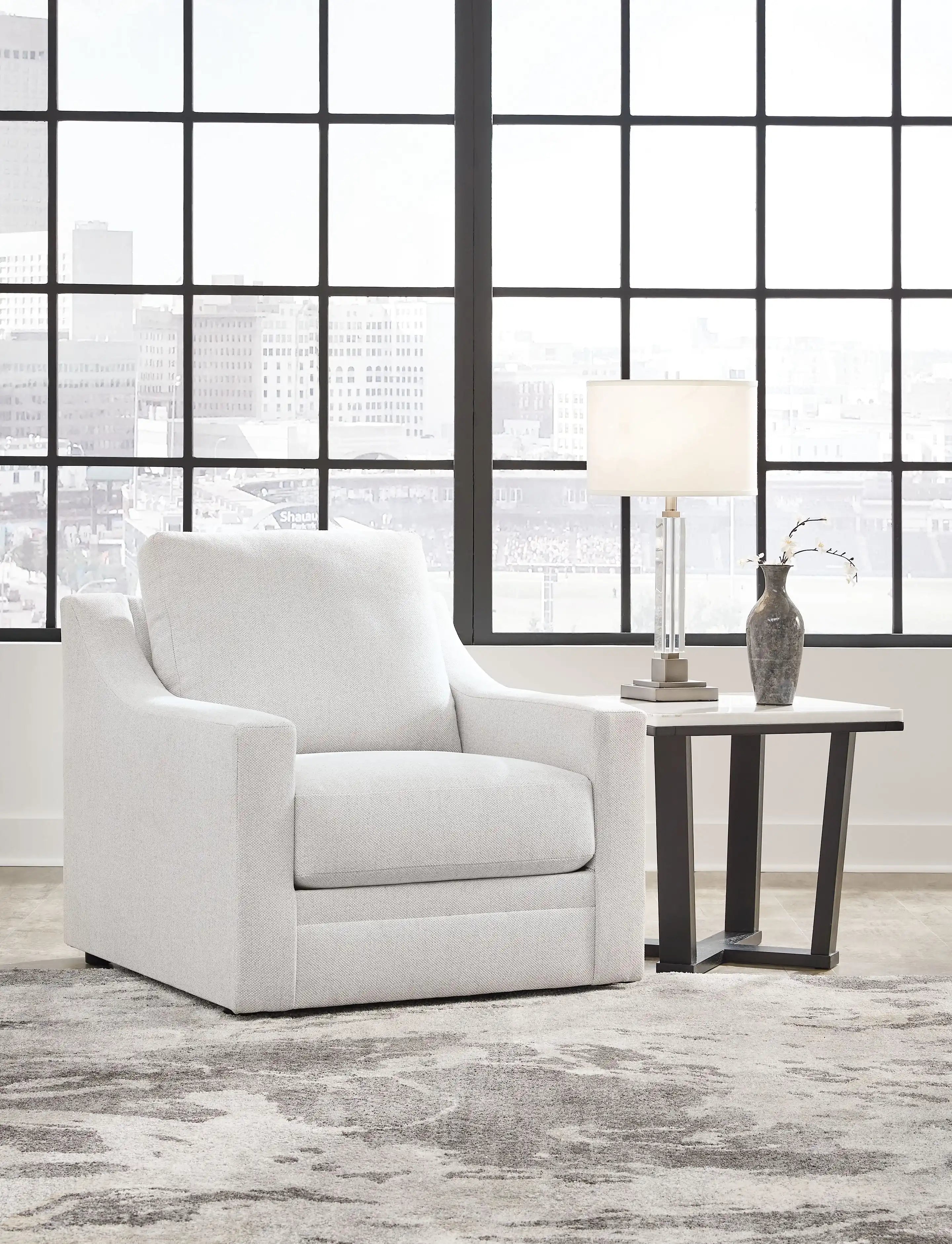 Maitelynn - Chair - Chalk - Best Buy Furniture
