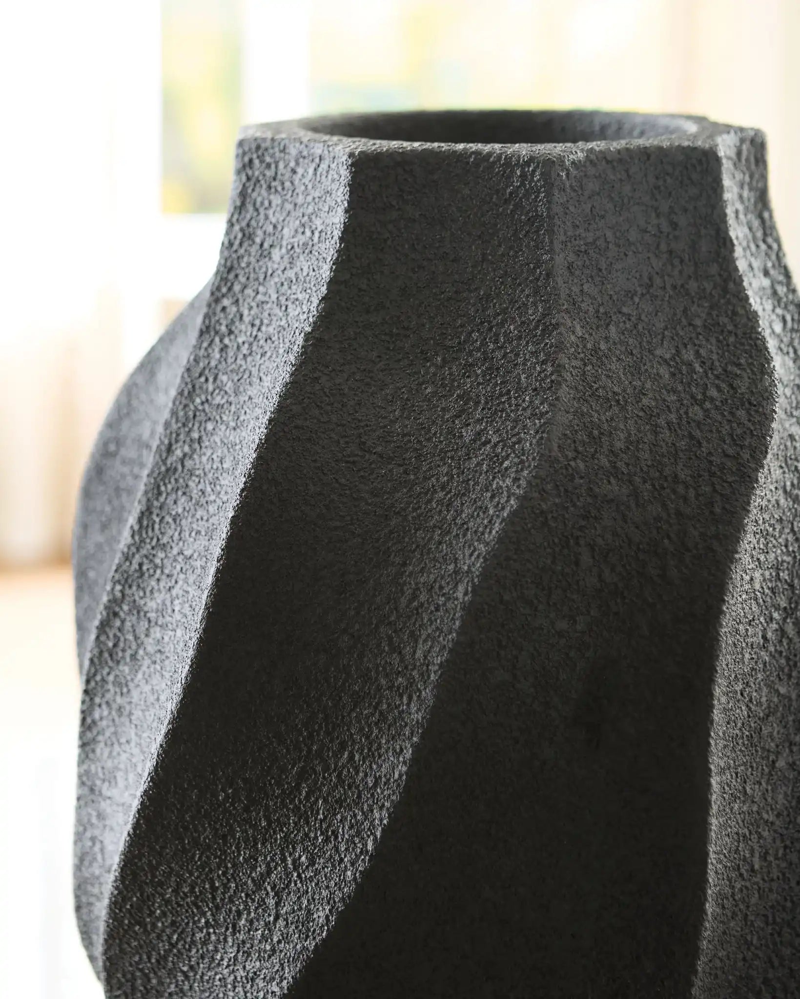 Judworth - Vase - Best Buy Furniture