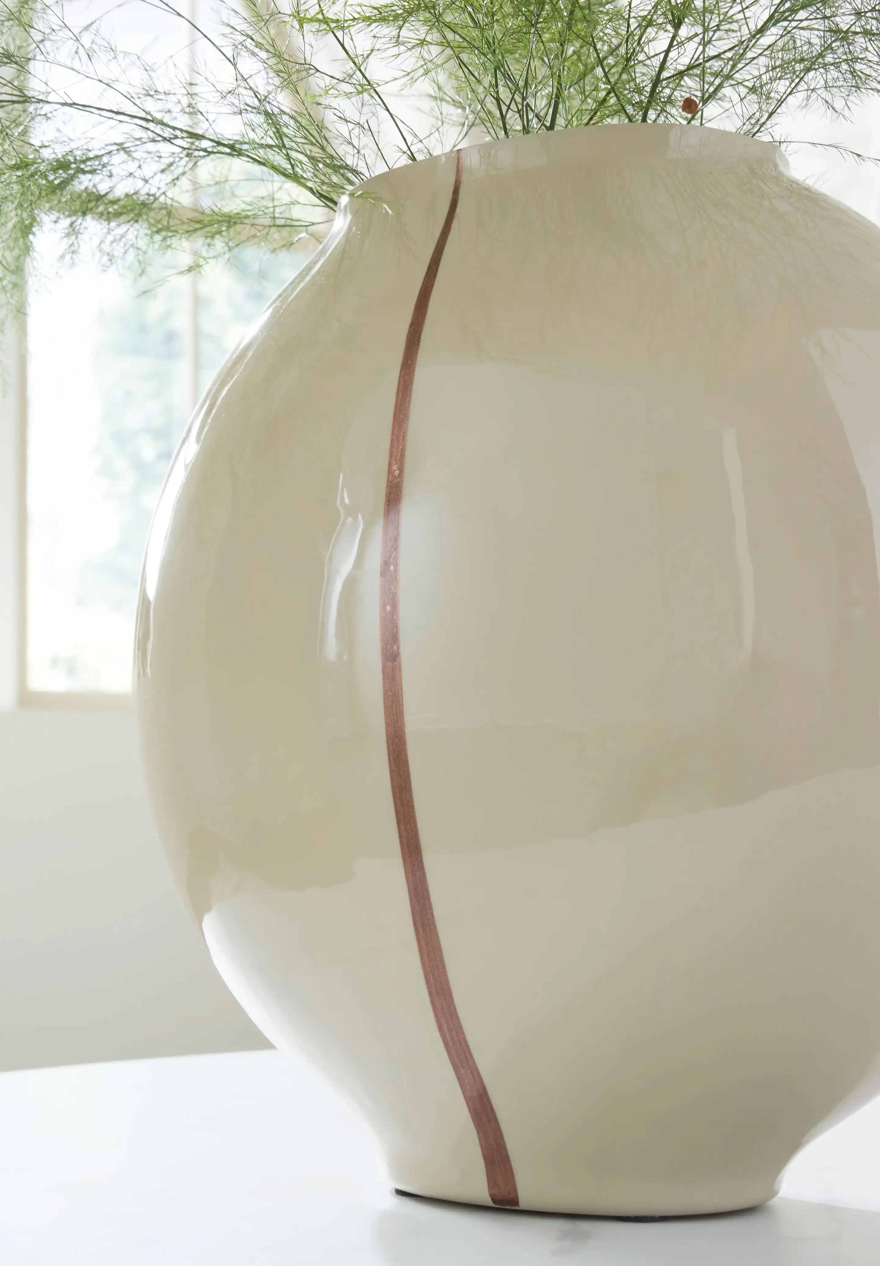 Sheabourne - Vase - Best Buy Furniture