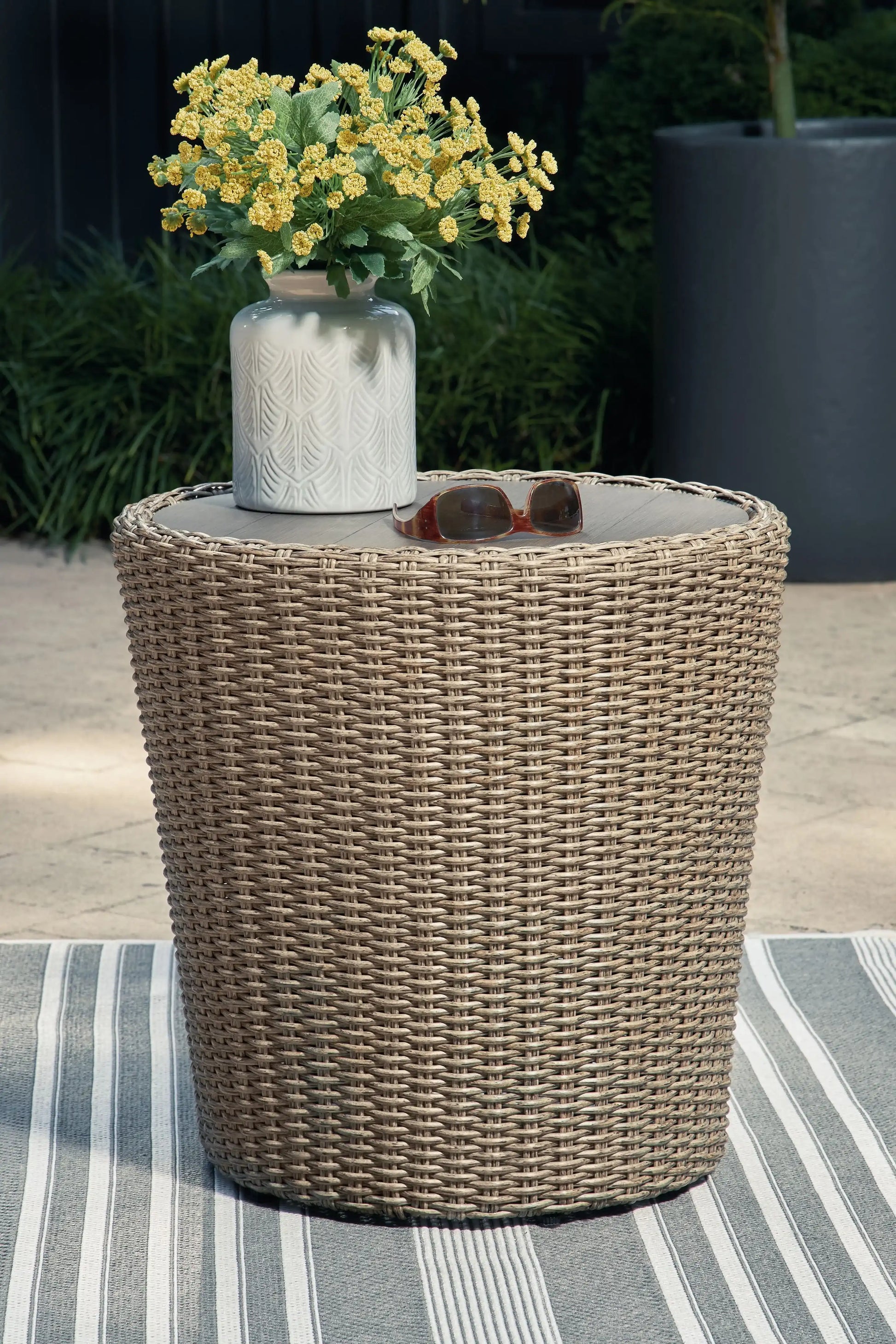 Danson - Round End Table - Beige - Best Buy Furniture