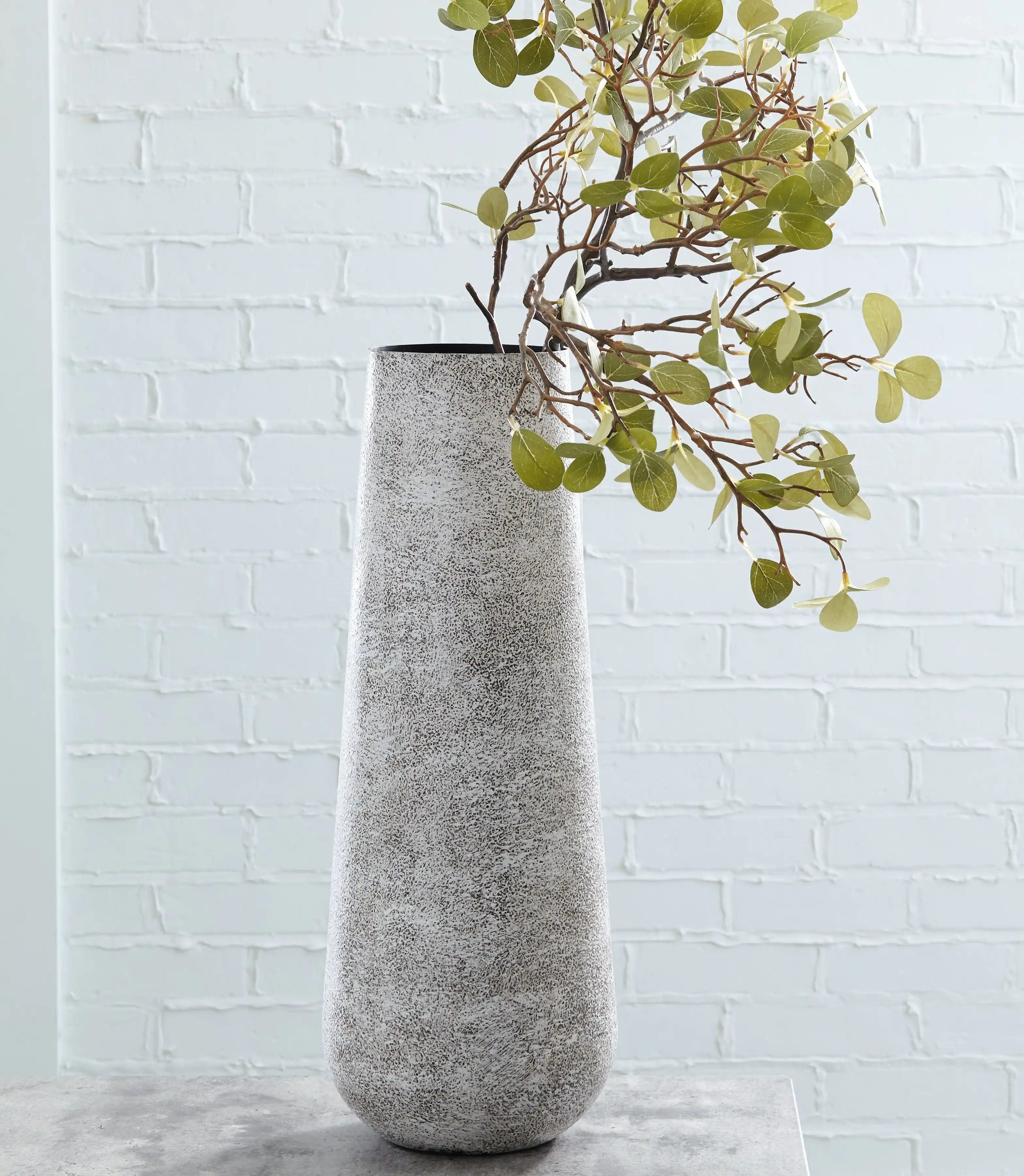 Fynn - Vase - Best Buy Furniture
