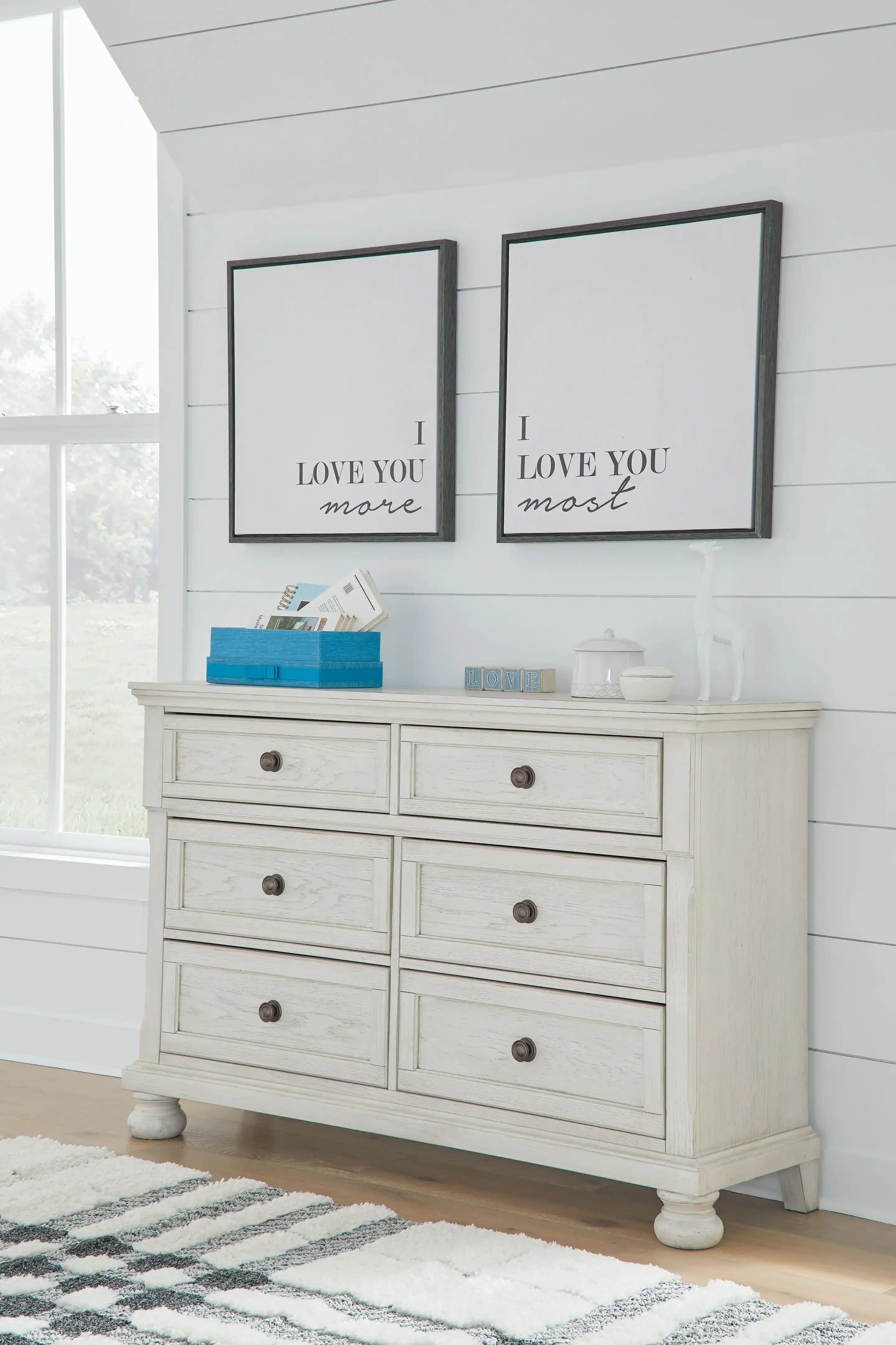 Robbinsdale - Dresser - Best Buy Furniture