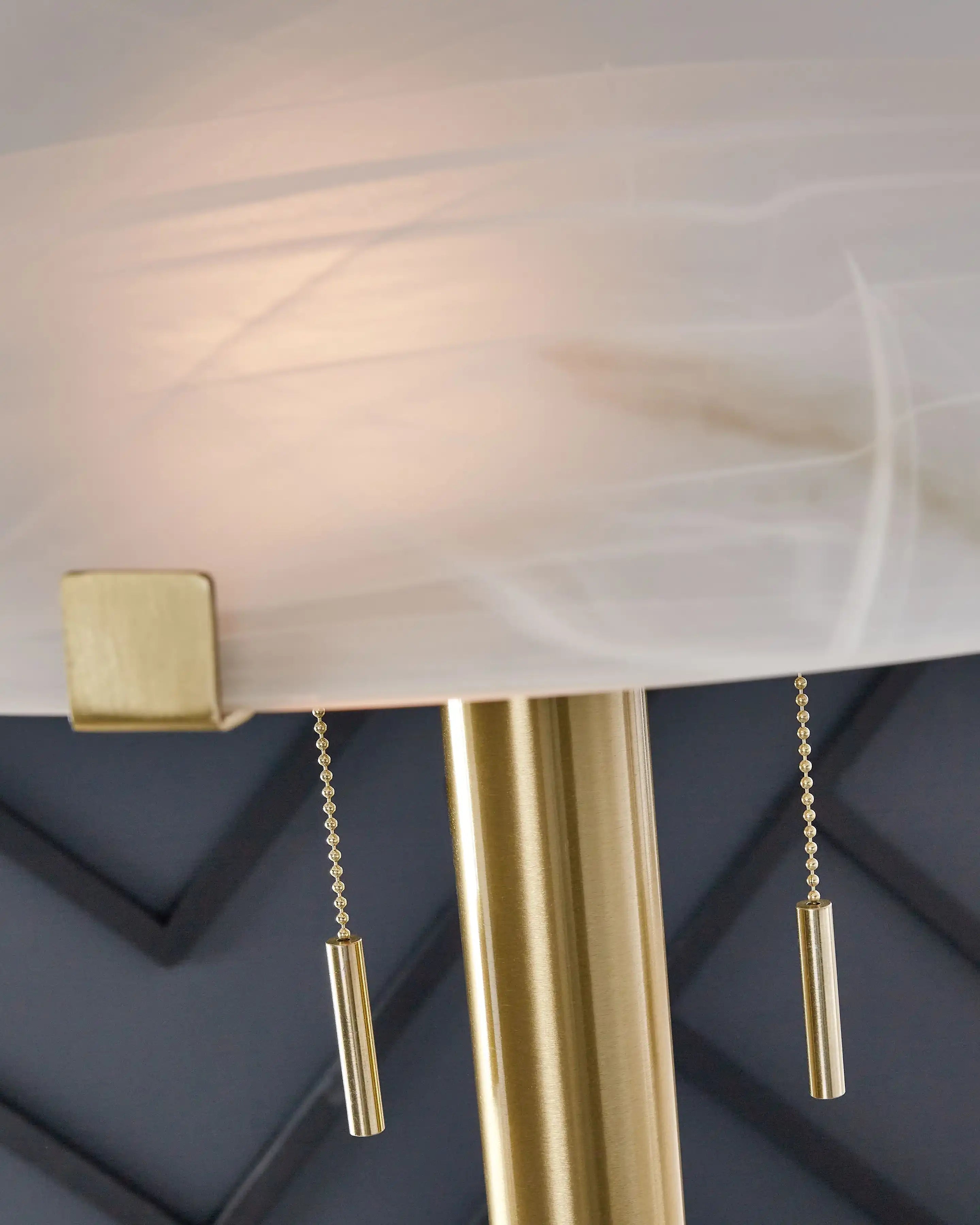 Tobbinsen - Metal Lamp - Best Buy Furniture