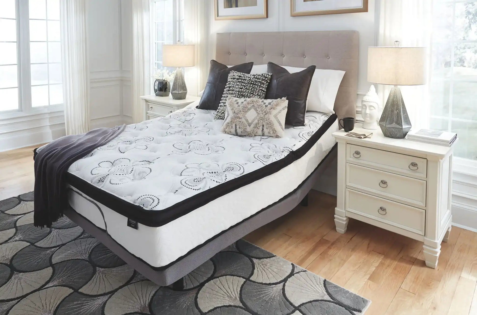 Chime 12 Inch Hybrid - Ultra Plush Hybrid Mattress - Best Buy Furniture