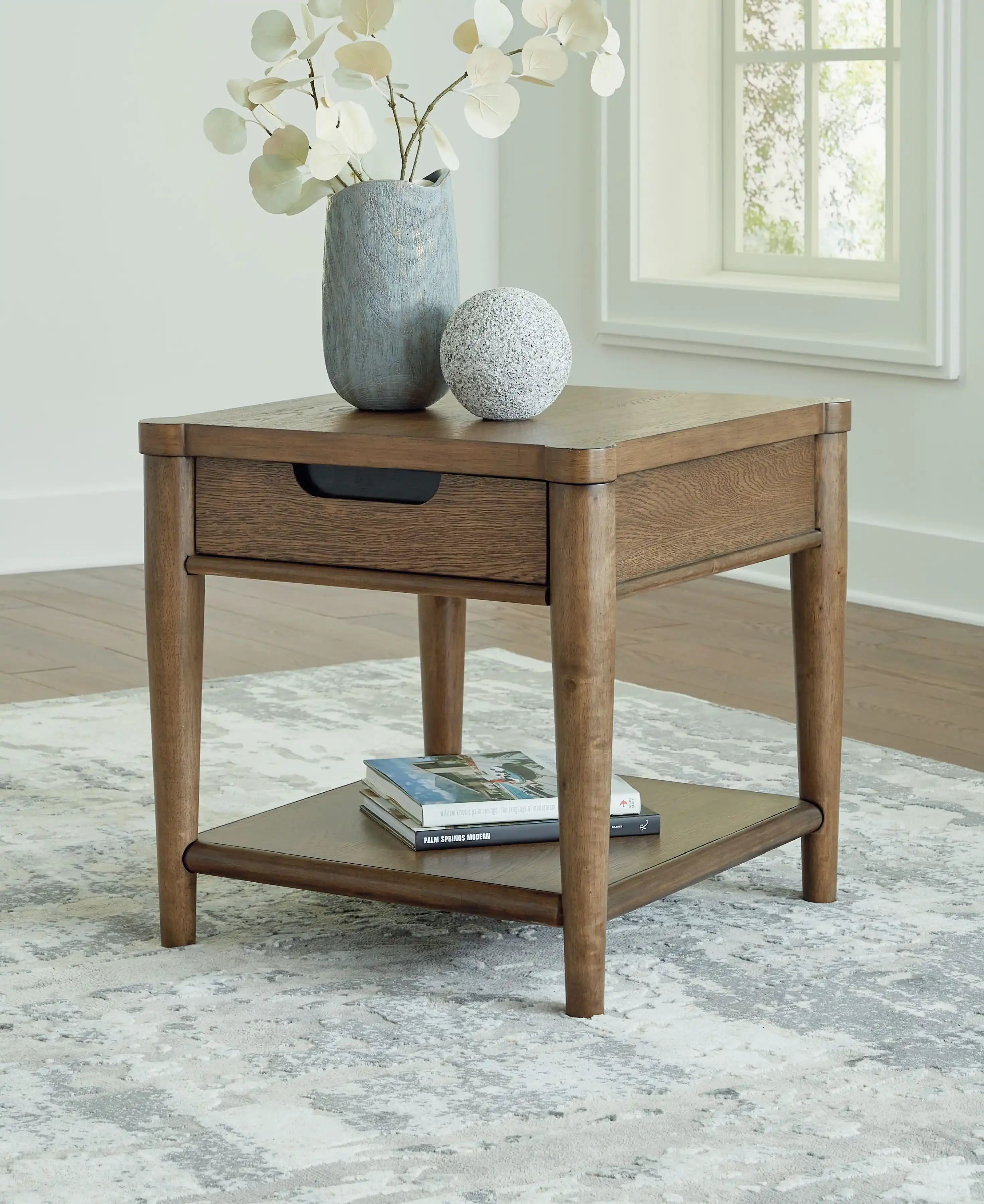 Roanhowe - Rectangular End Table - Brown - Best Buy Furniture