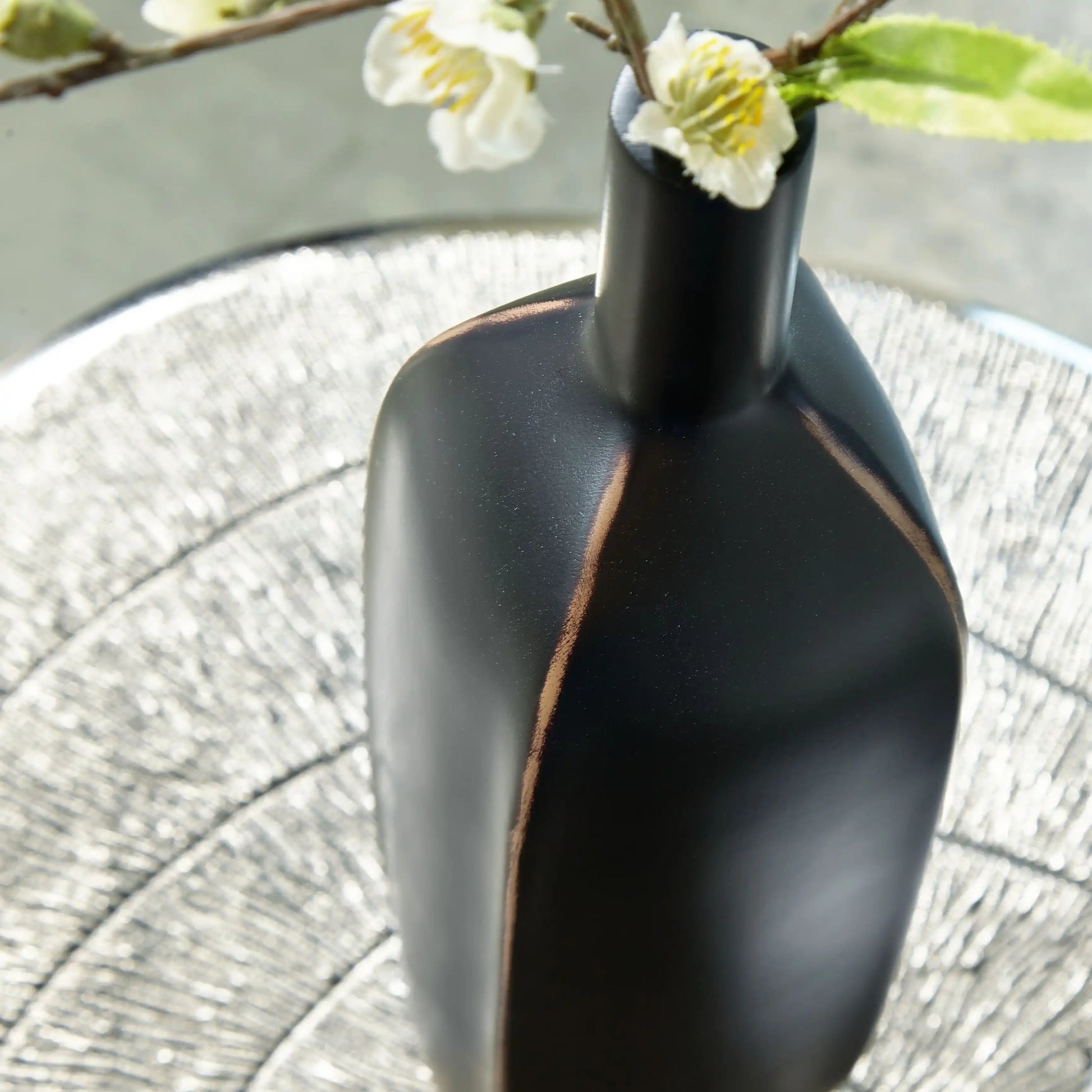 Rhaveney - Vase - Large - Best Buy Furniture