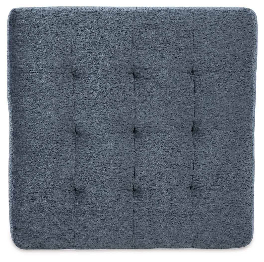 Maxon Place - Oversized Accent Ottoman - Best Buy Furniture