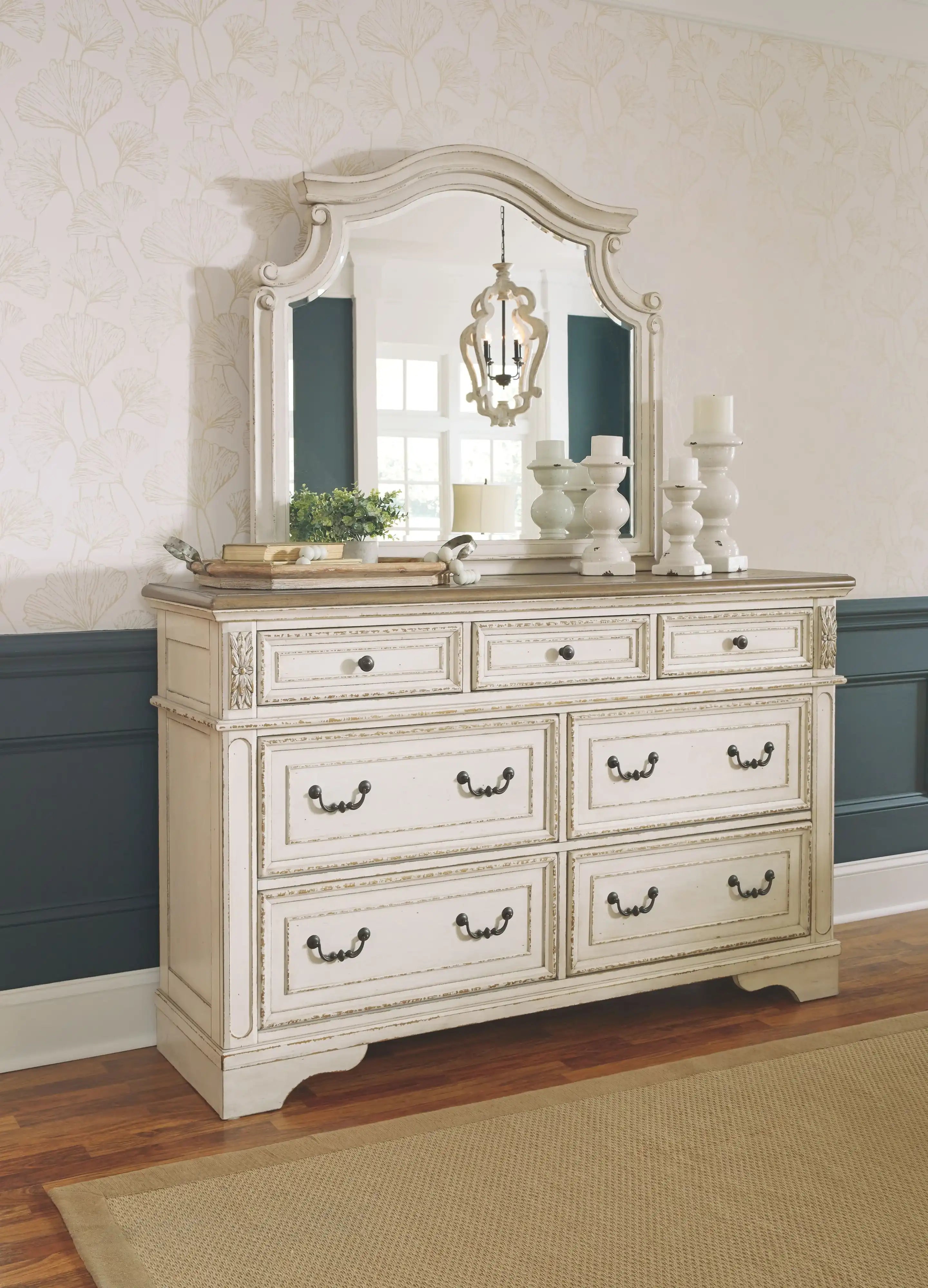 Realyn - Bedroom Sleigh Bed Set - Best Buy Furniture
