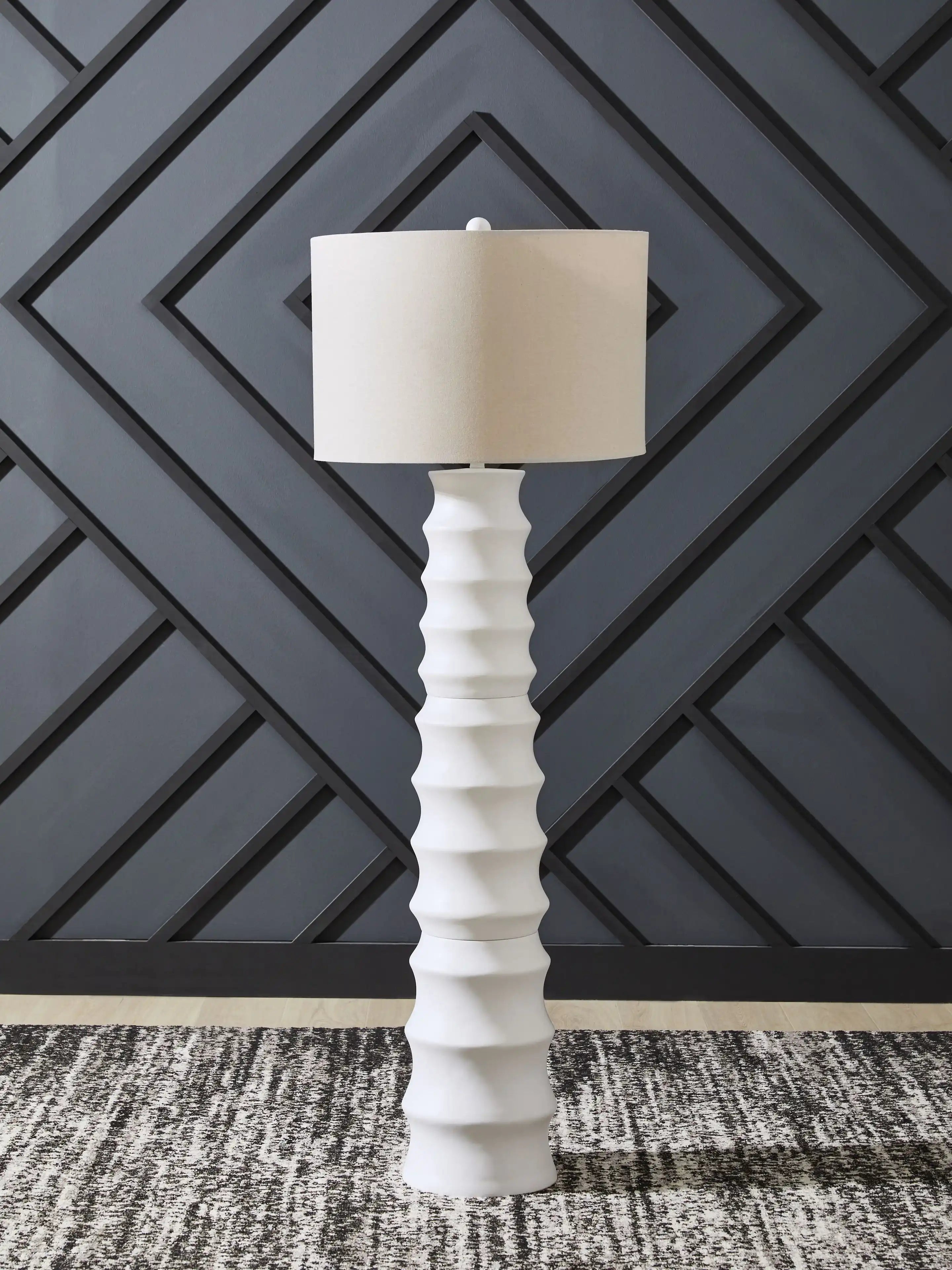 Veraleigh - Poly Lamp - Best Buy Furniture