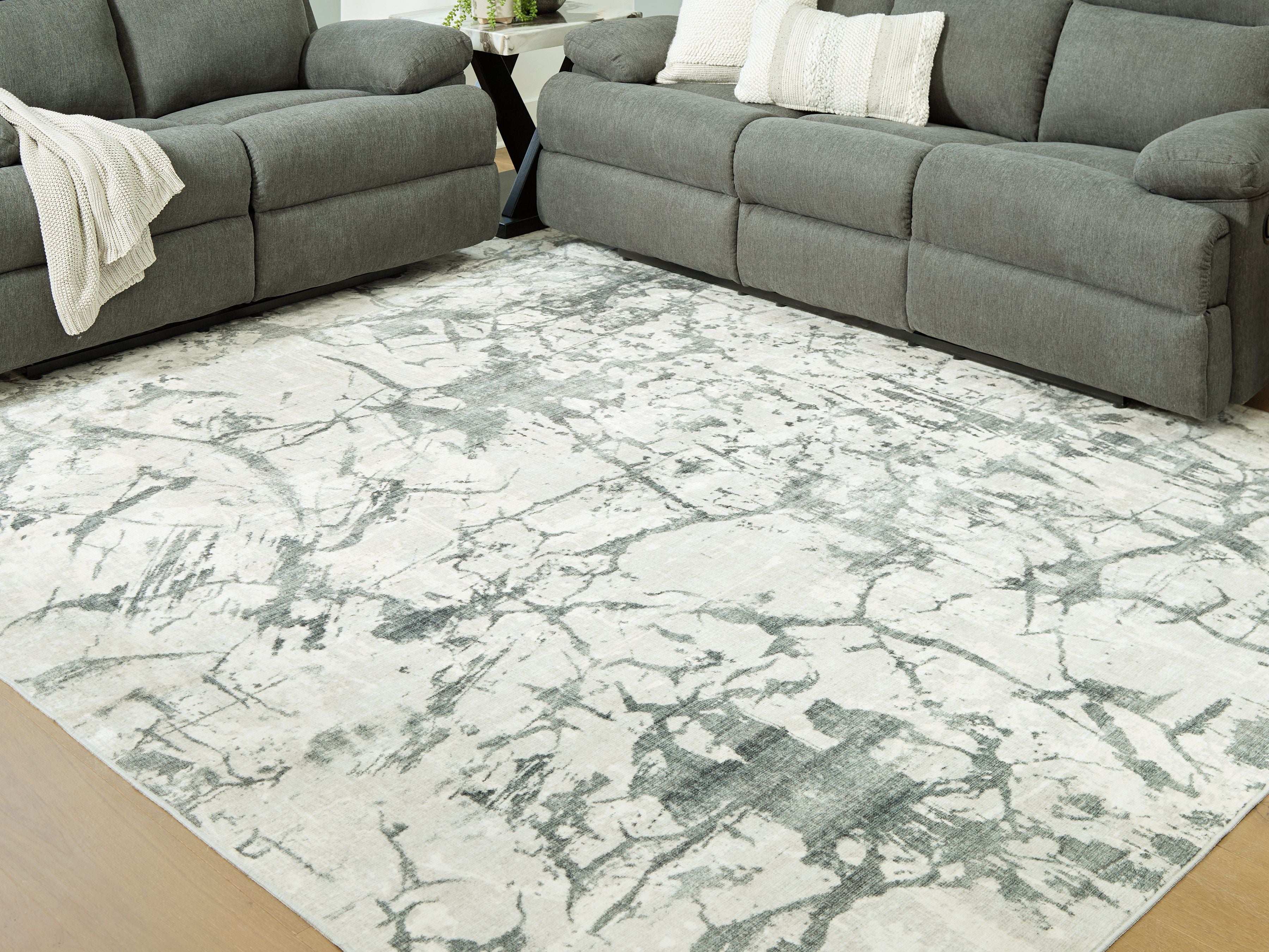 Tobinbury - Washable Rug - Best Buy Furniture