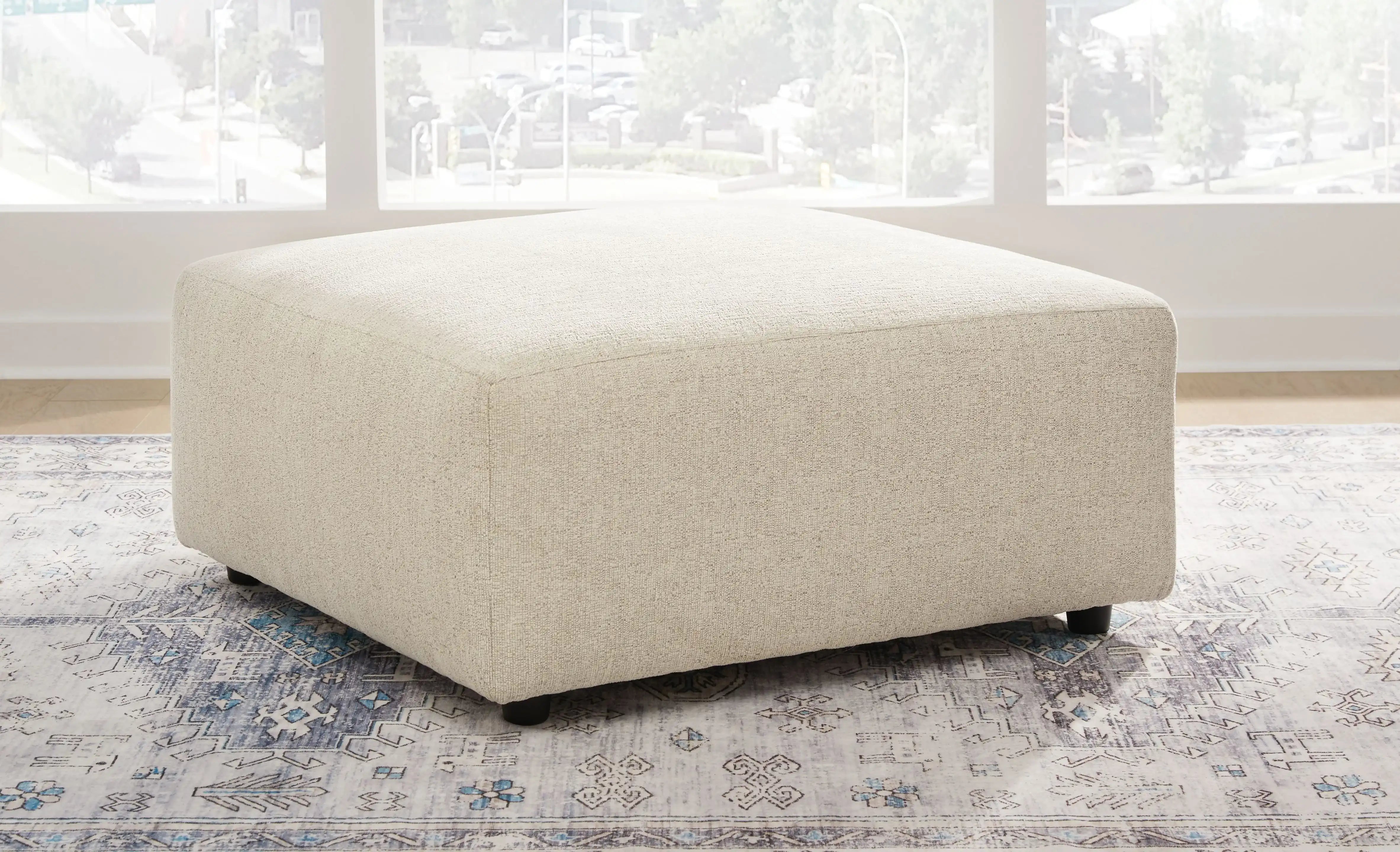 Edenfield - Oversized Accent Ottoman - Best Buy Furniture