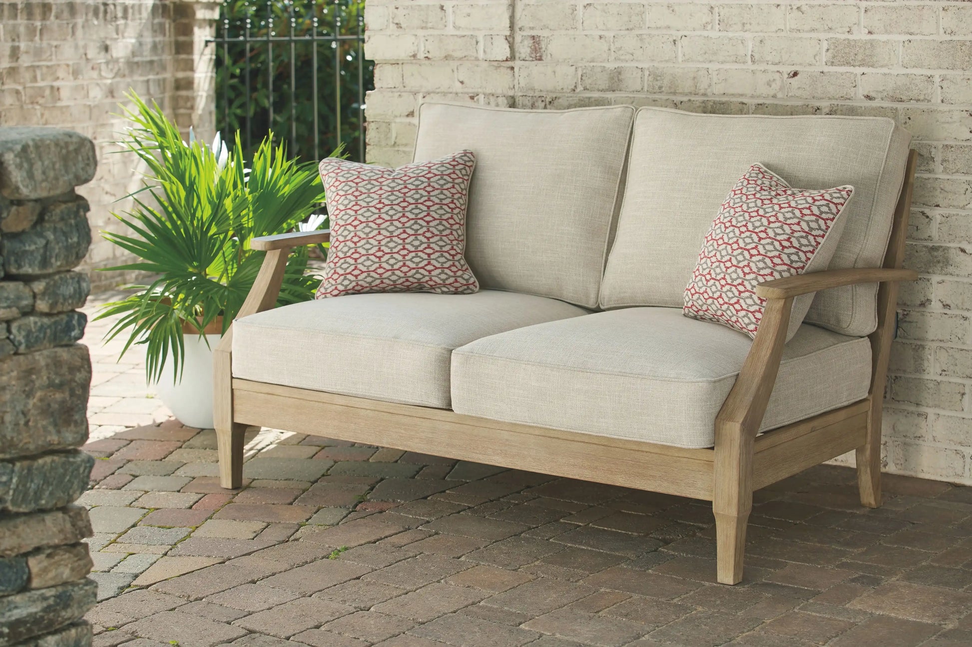 Clare View - Loveseat w/Cushion - Beige - Best Buy Furniture