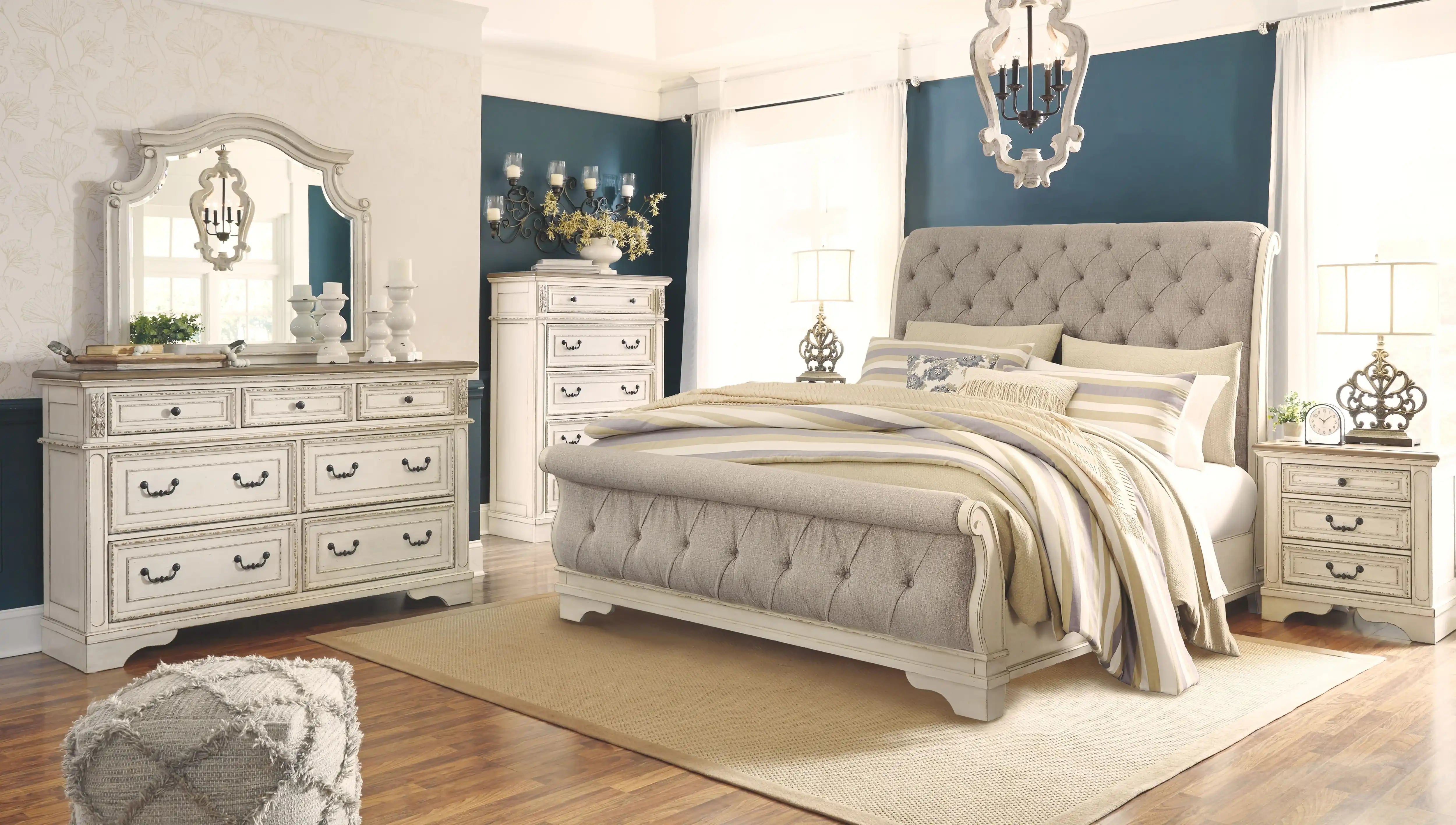 Realyn - Bedroom Sleigh Bed Set - Best Buy Furniture