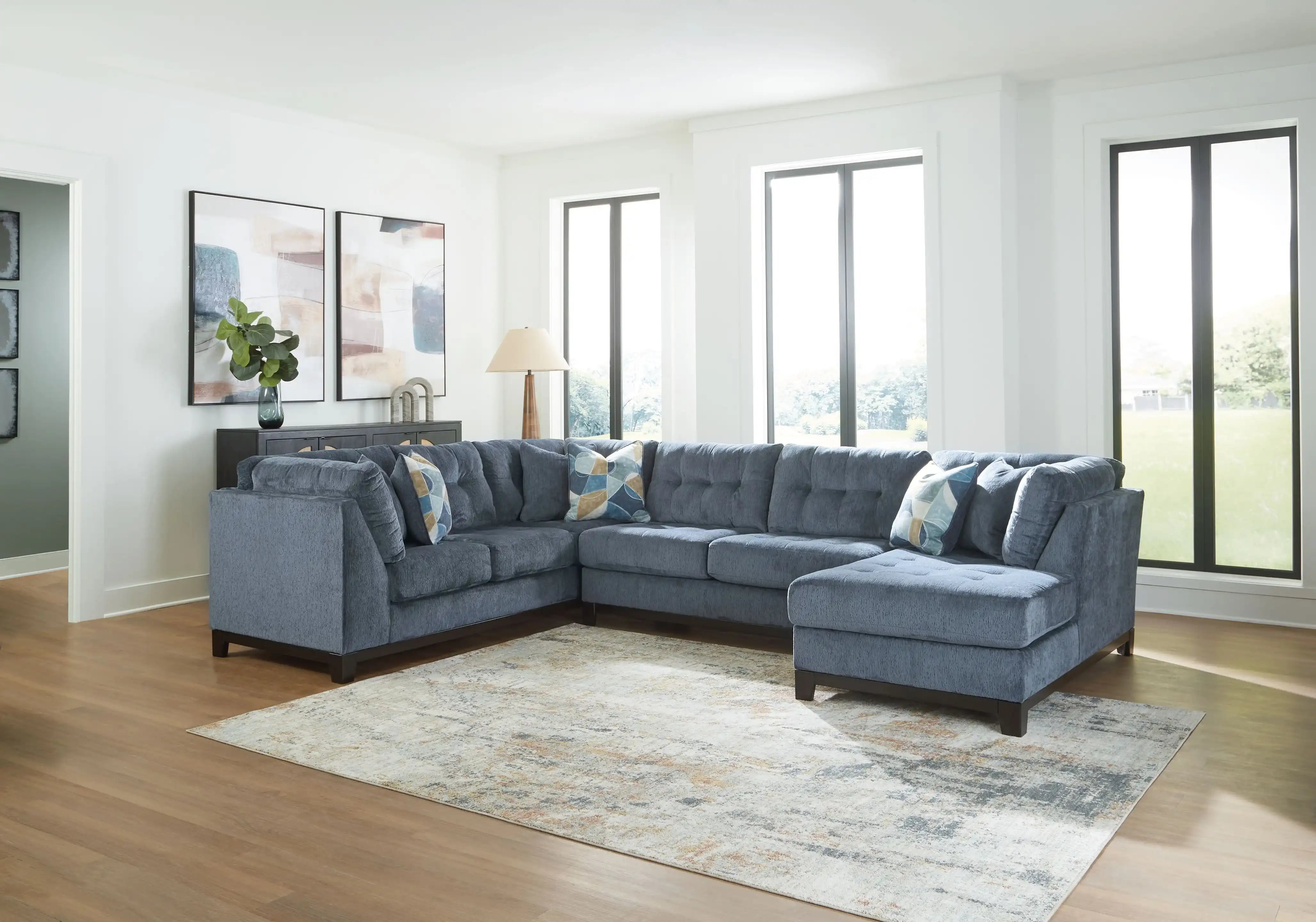 Maxon Place - Sectional - Best Buy Furniture