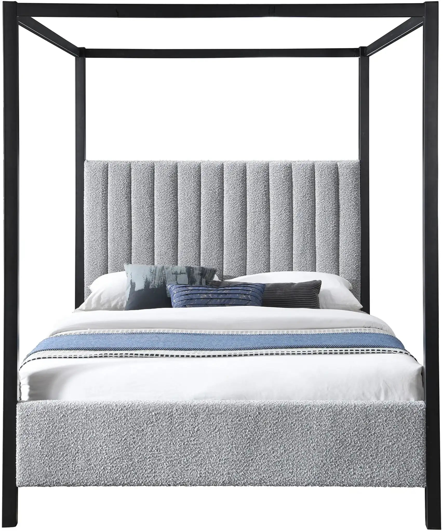 Kelly - Bed