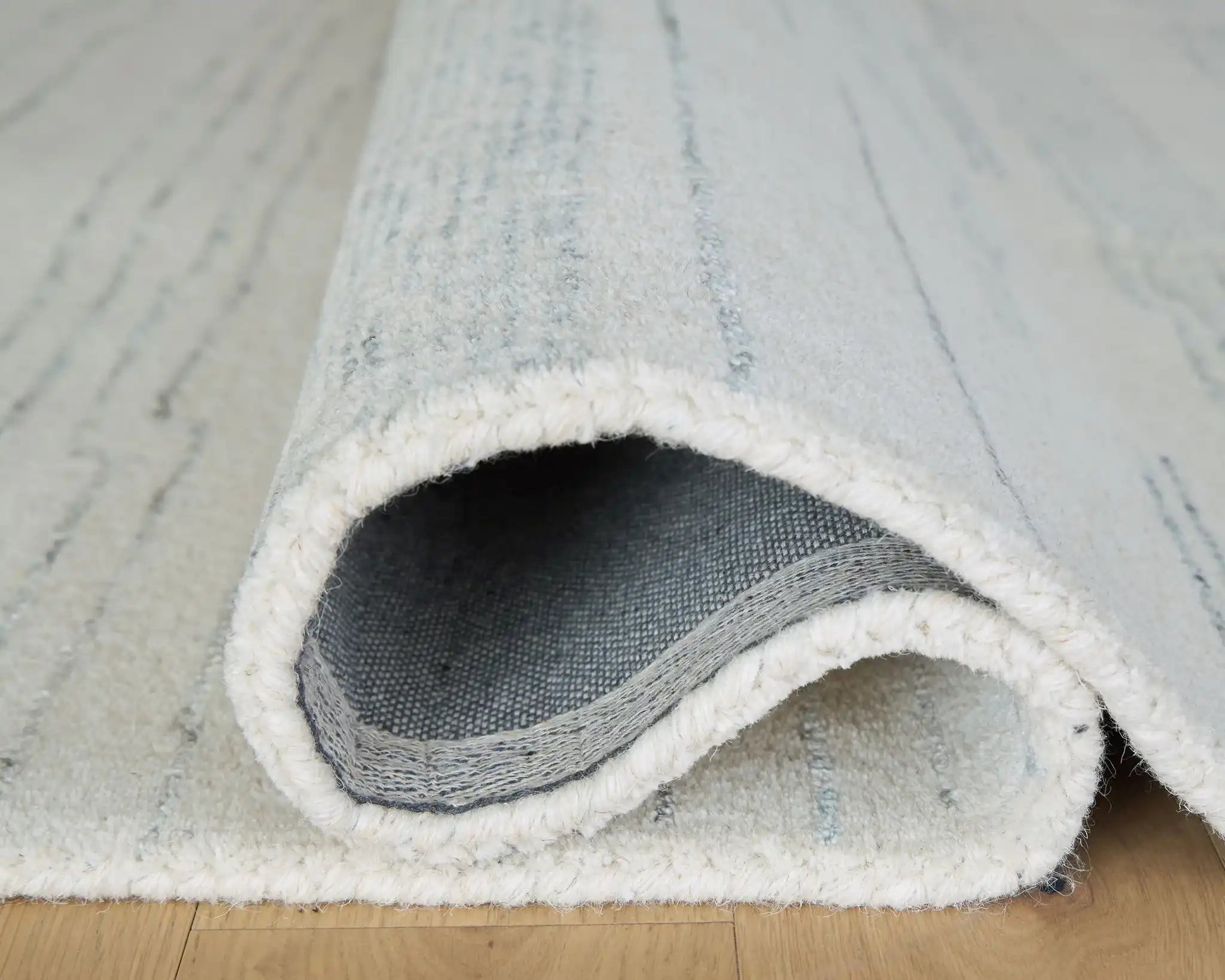 Genemost - Rug - Best Buy Furniture