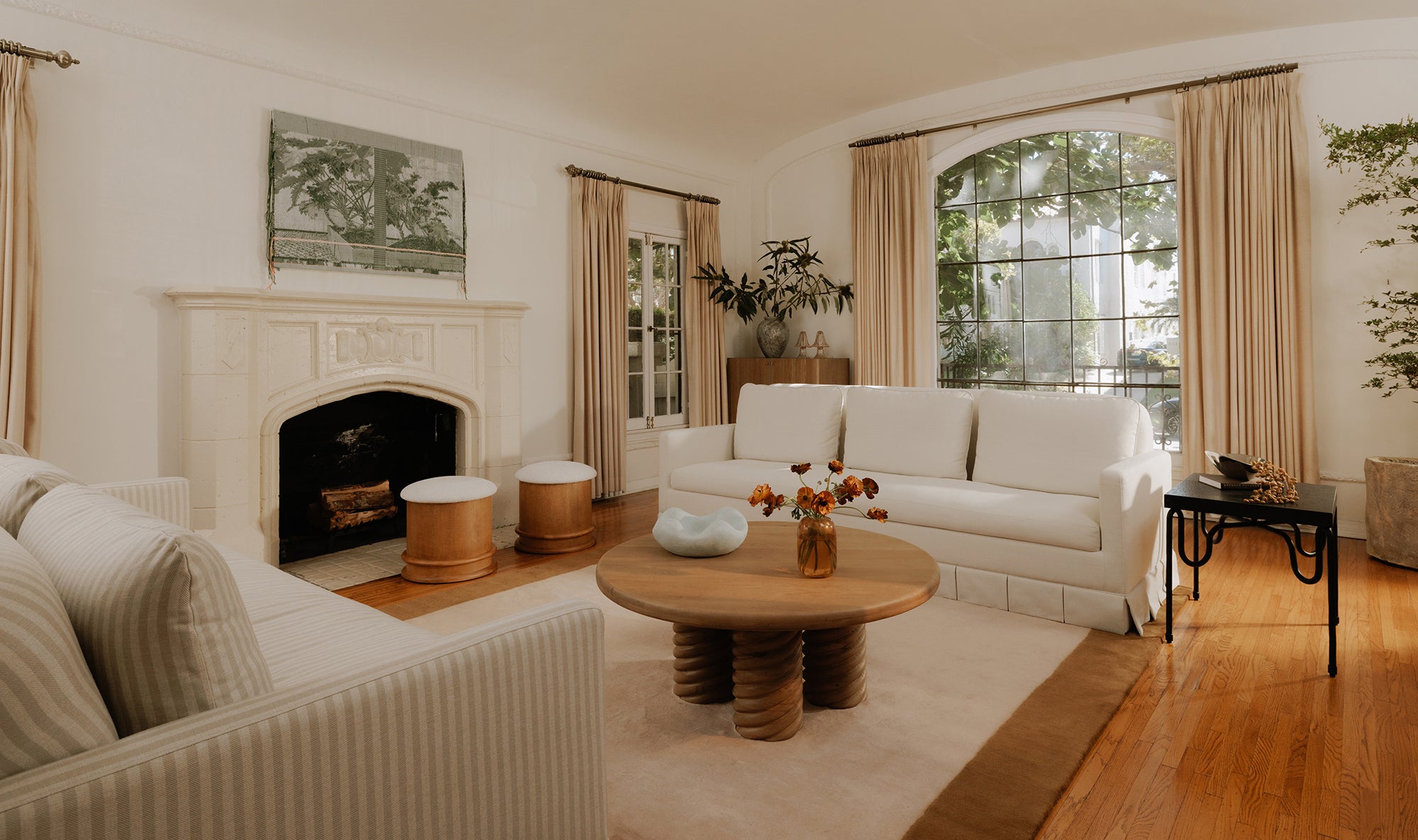 Pellicano Sofa Gillian Segal - Moes Home