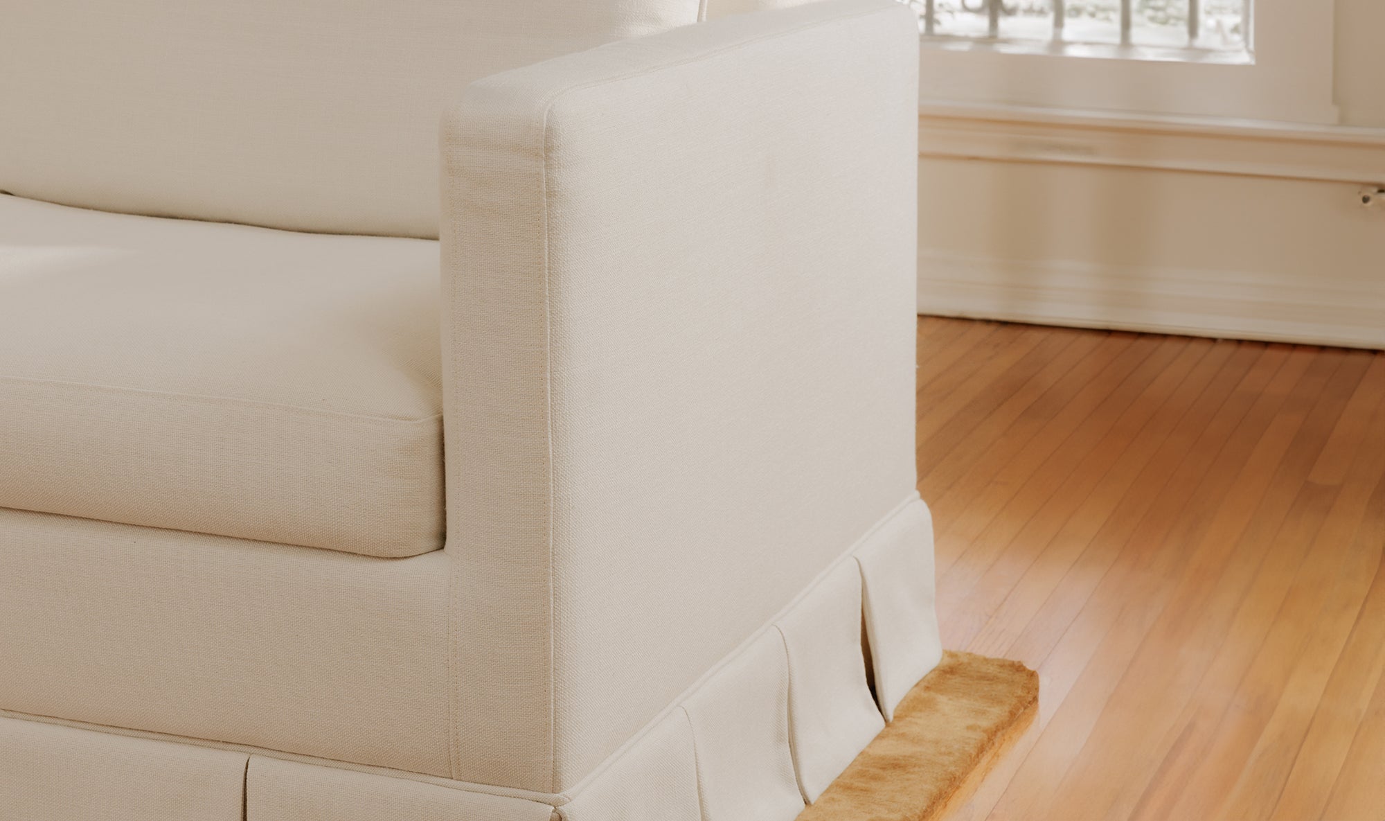 Pellicano Sofa Gillian Segal - Moes Home