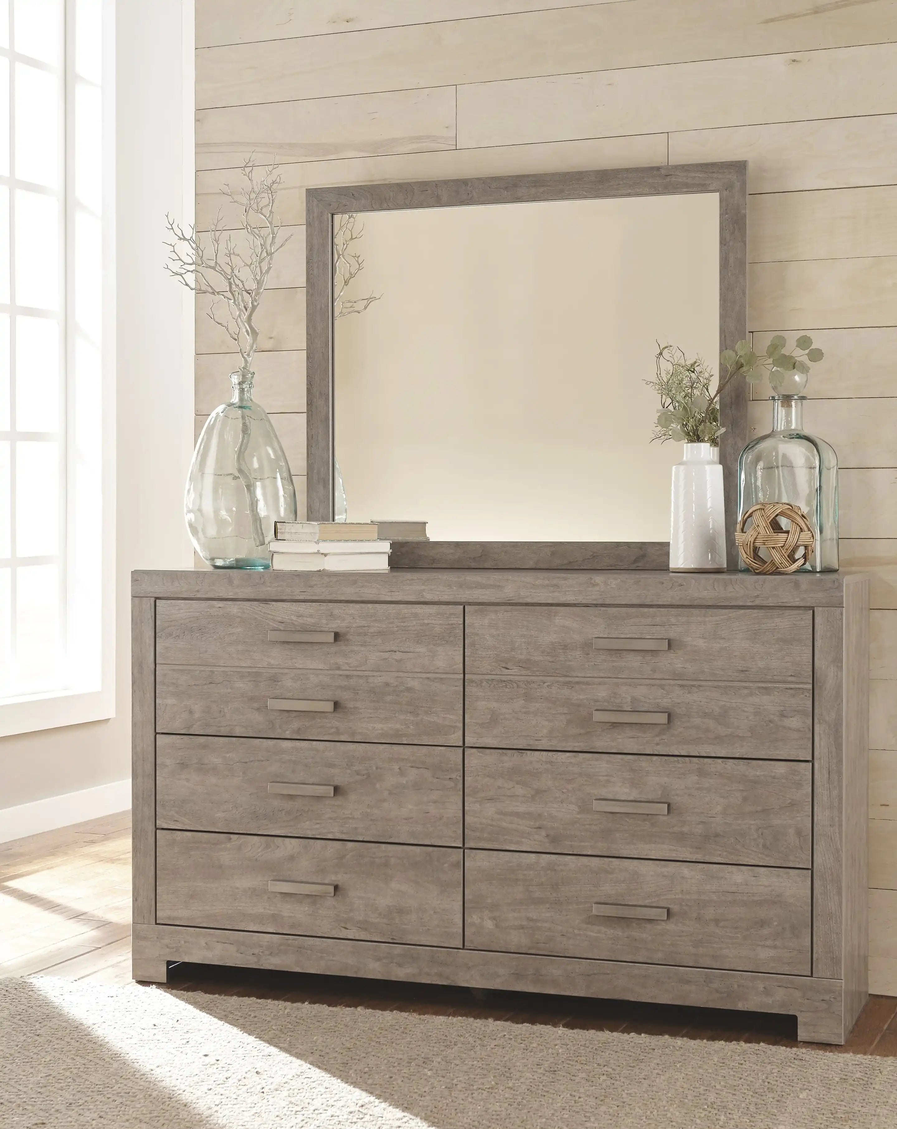 Culverbach - 5 Pc. - Dresser, Mirror, Queen Upholstered Bed, 2 Nightstands - Gray - Best Buy Furniture